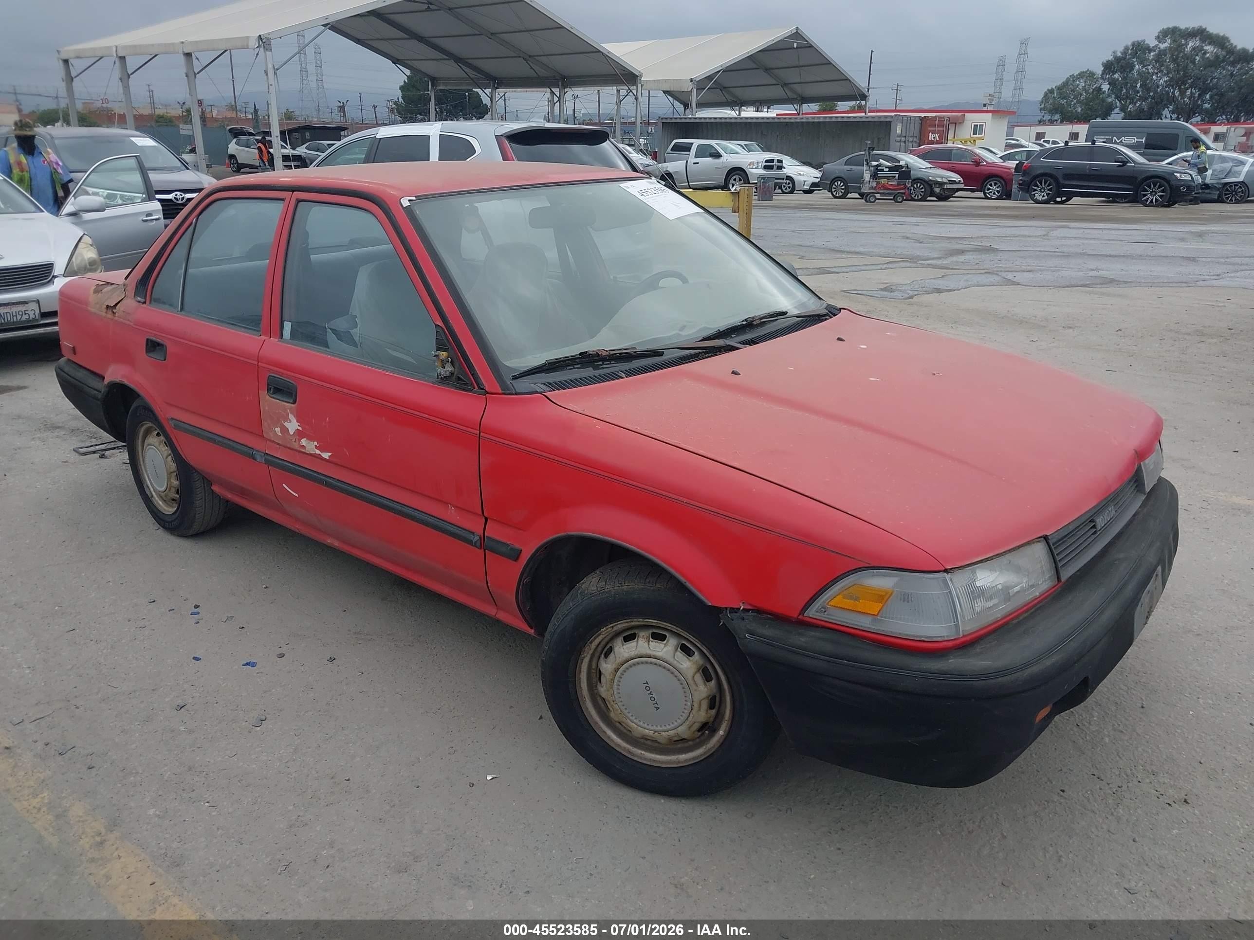 1988 Toyota Corolla Dlx Red vin: JT2AE92E3J0069214