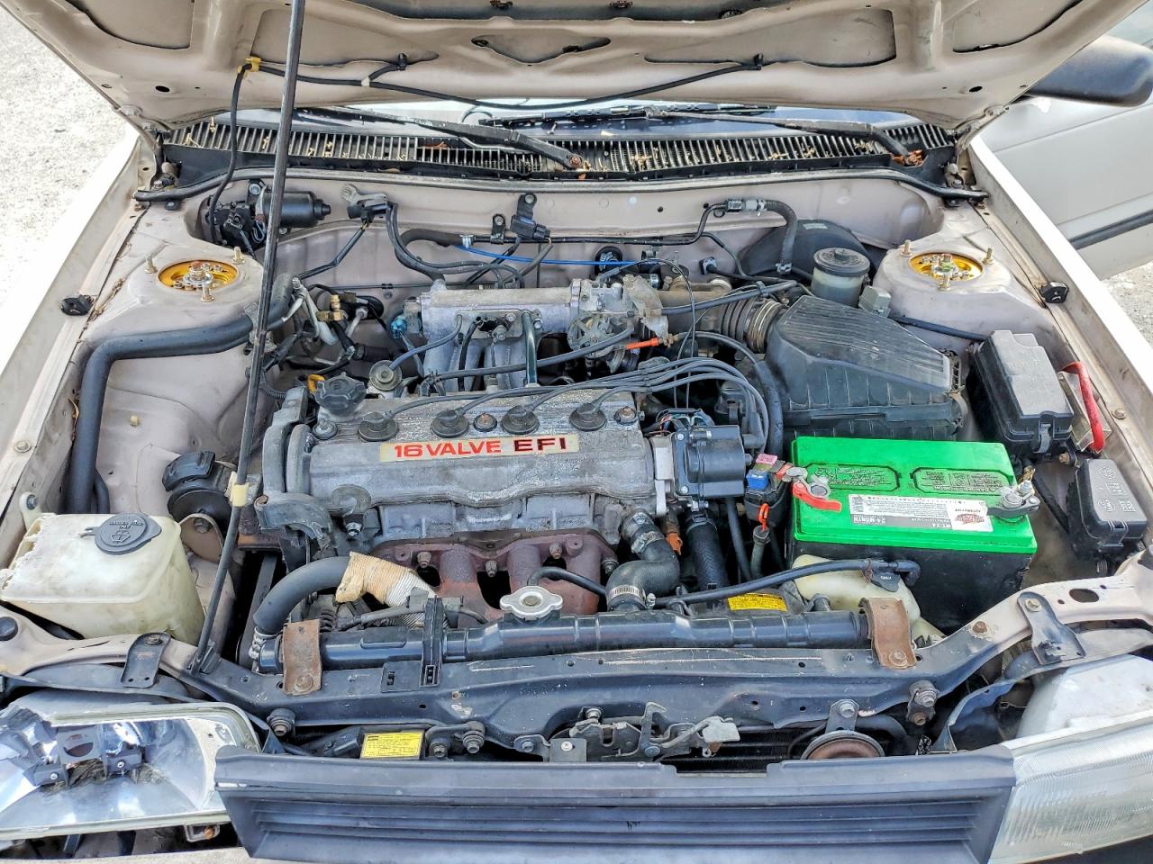1991 Toyota Corolla Deluxe Beige vin: JT2AE94A3M3477404