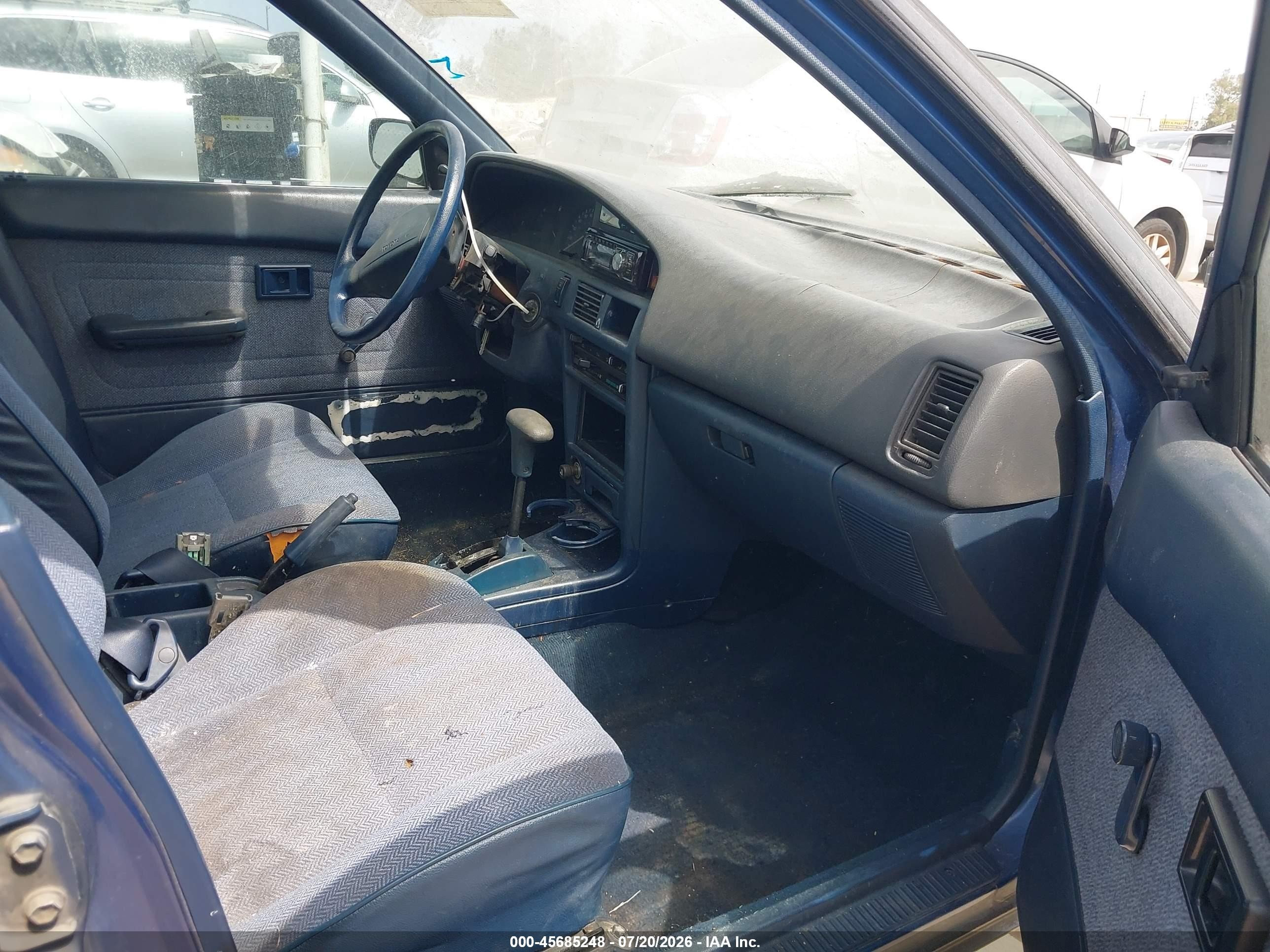 1990 Toyota Corolla Dlx Black vin: JT2AE94A7L3325902