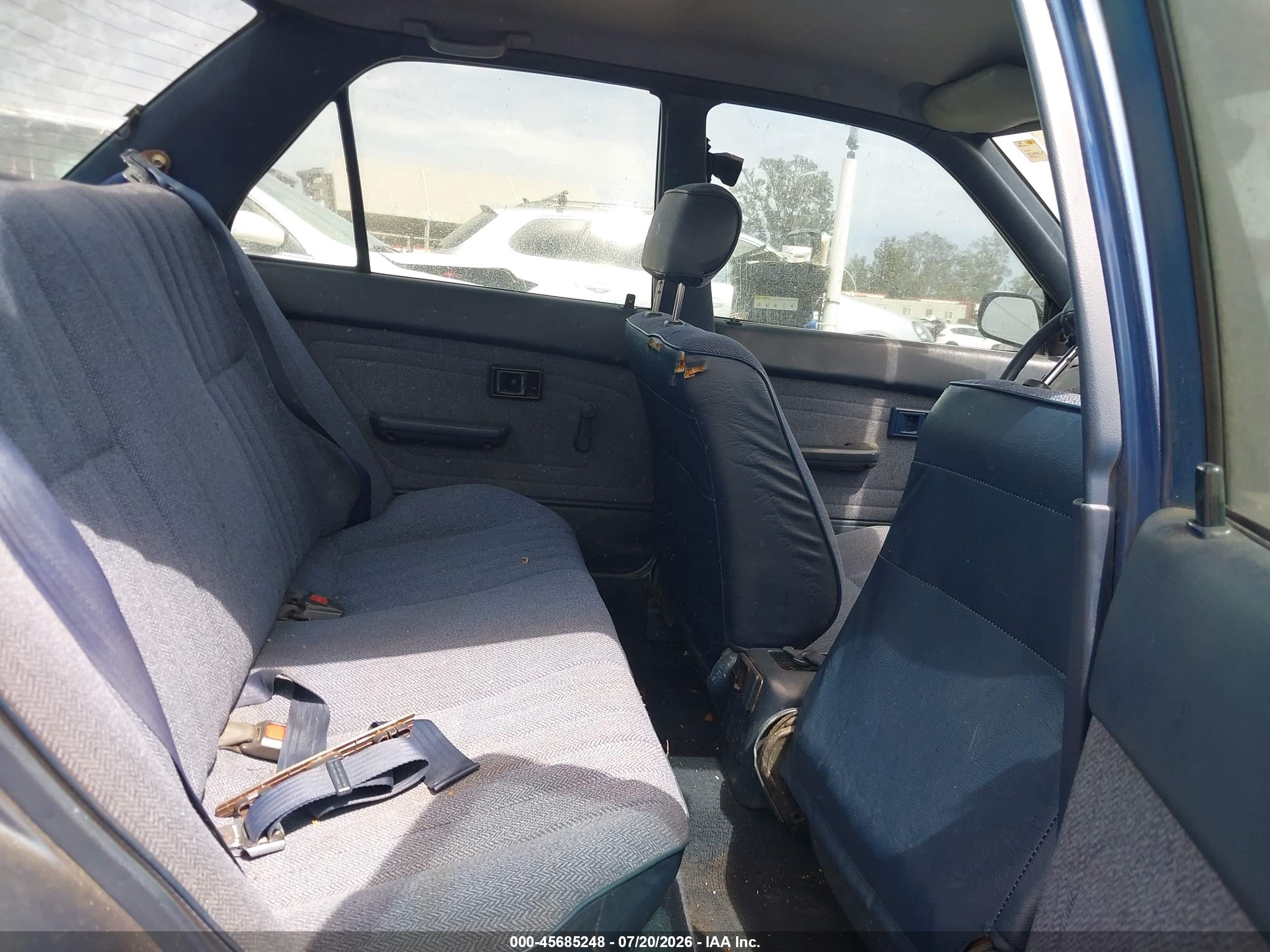 1990 Toyota Corolla Dlx Black vin: JT2AE94A7L3325902