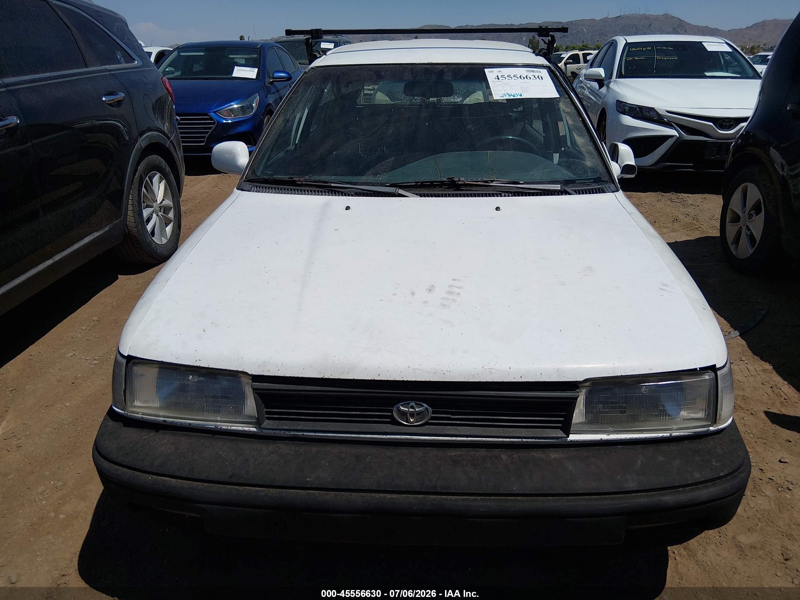 1991 Toyota Corolla Dlx White vin: JT2AE94K3M3489674