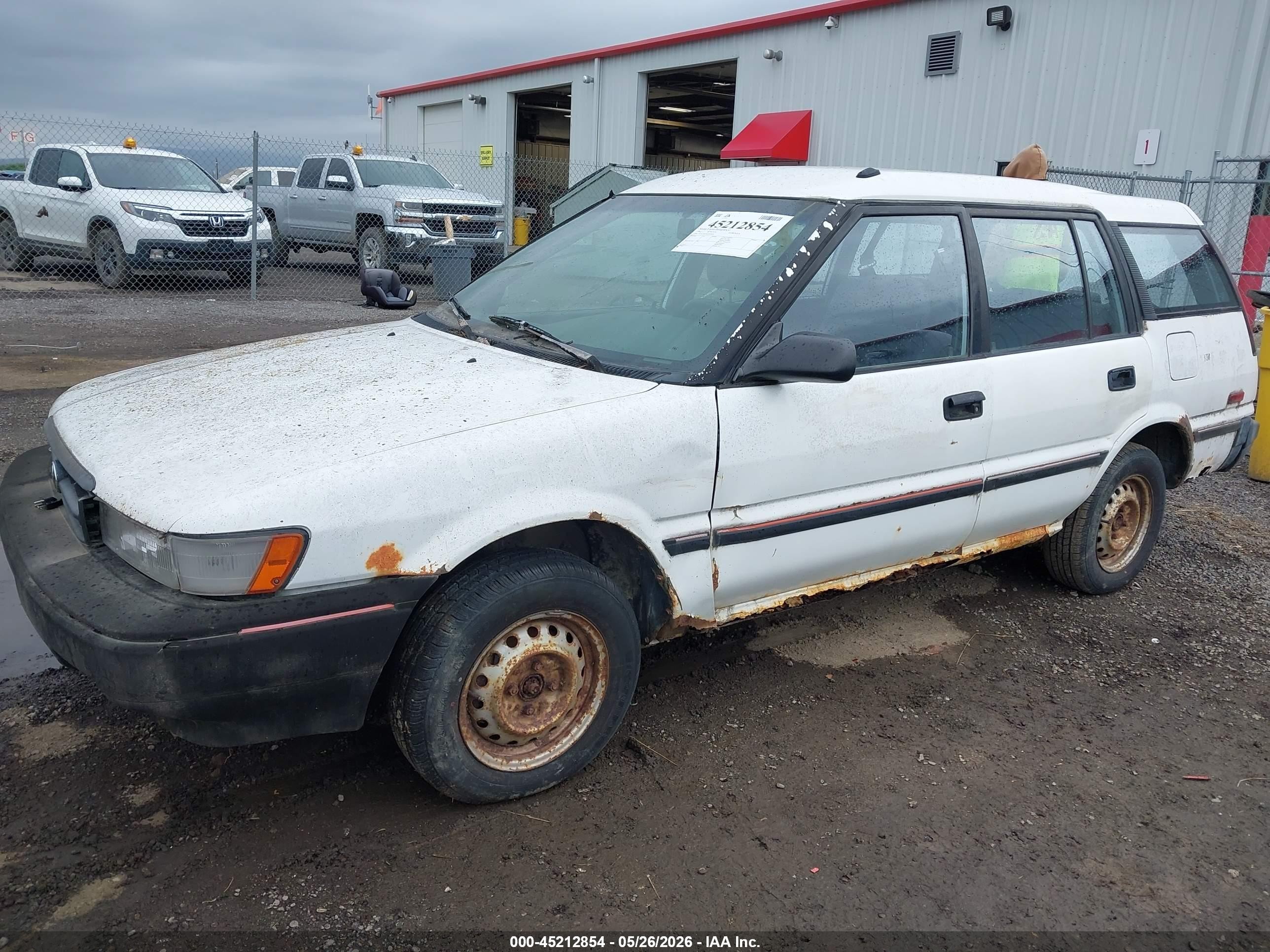 1992 Toyota Corolla Dlx White vin: JT2AE94V4N3033839