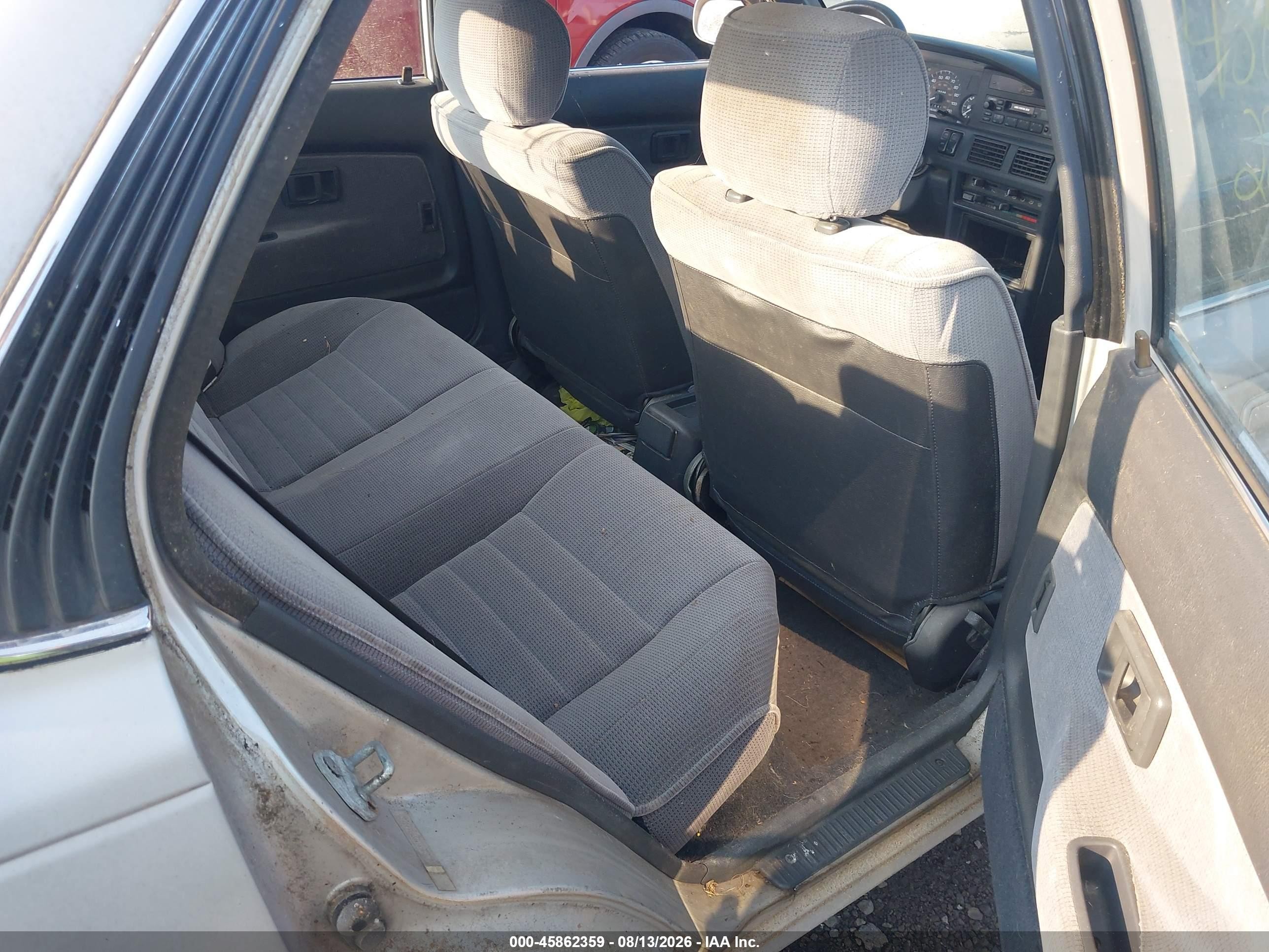1991 Toyota Corolla Le Silver vin: JT2AE97AXM3433976