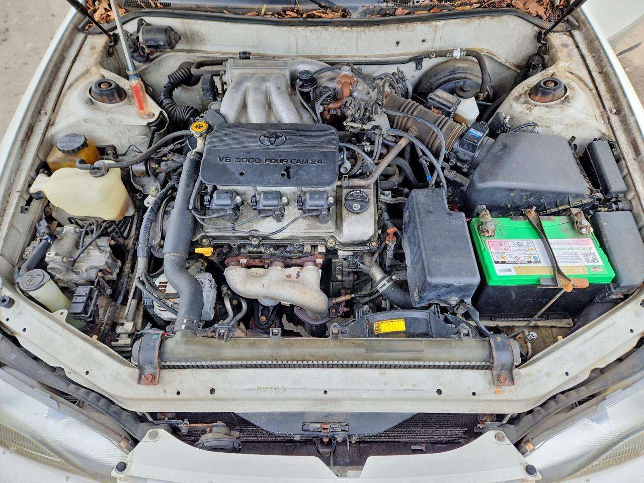 1996 Toyota Camry Le V6 White vin: JT2BF12K0T0150652