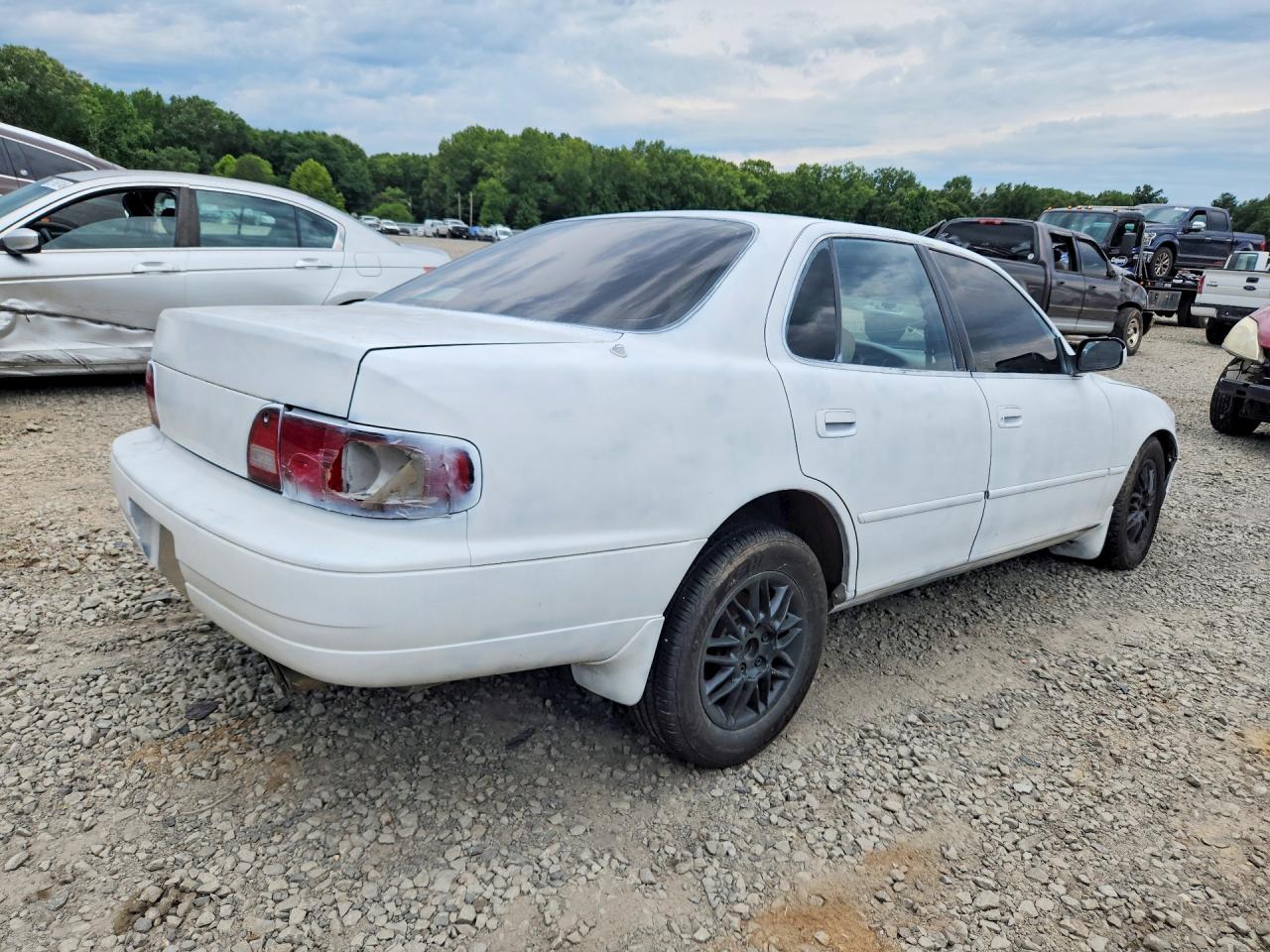 1996 Toyota Camry White vin: JT2BF12K2T0145551