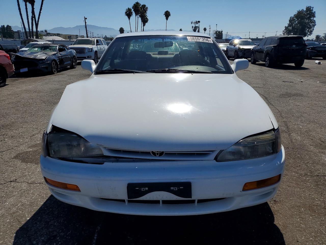 1996 Toyota Camry Le V6 White vin: JT2BF12K4T0129822