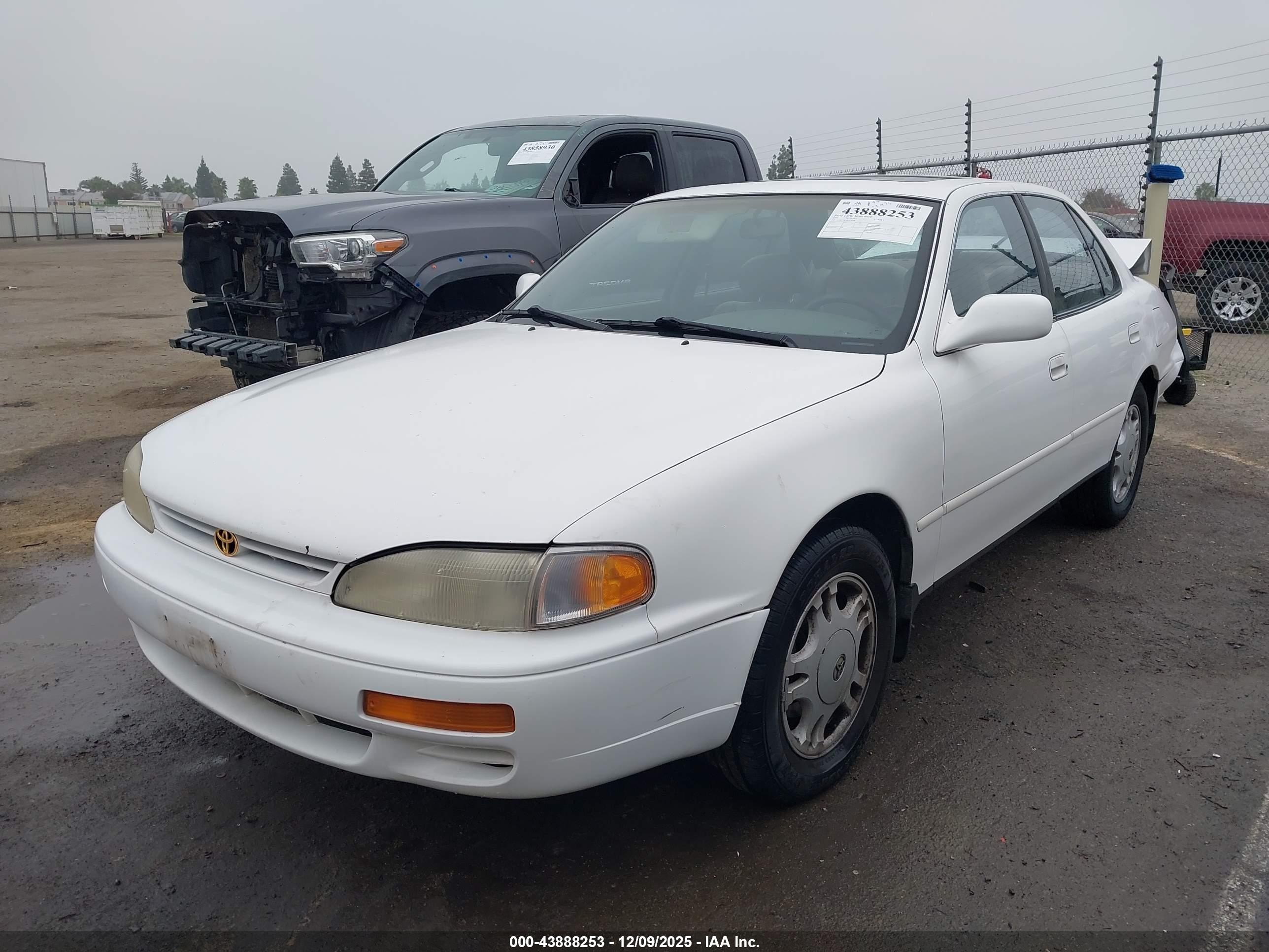 1996 Toyota Camry Le/xle/se White vin: JT2BF12K9T0133493