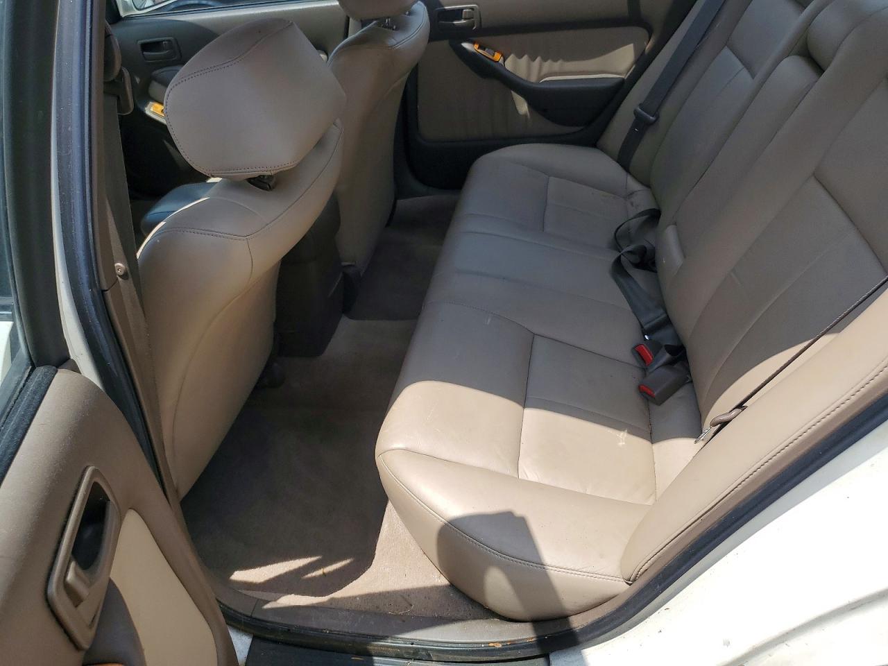1996 Toyota Camry Le V6 Белый vin: JT2BF12K9T0168681