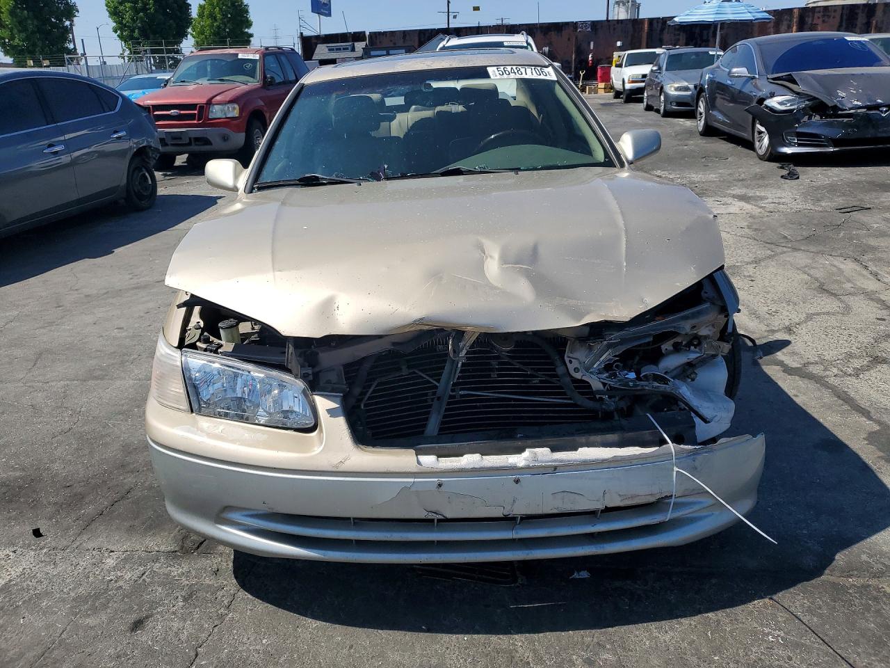 2001 Toyota Camry Le V6 Beige vin: JT2BF22K010310113