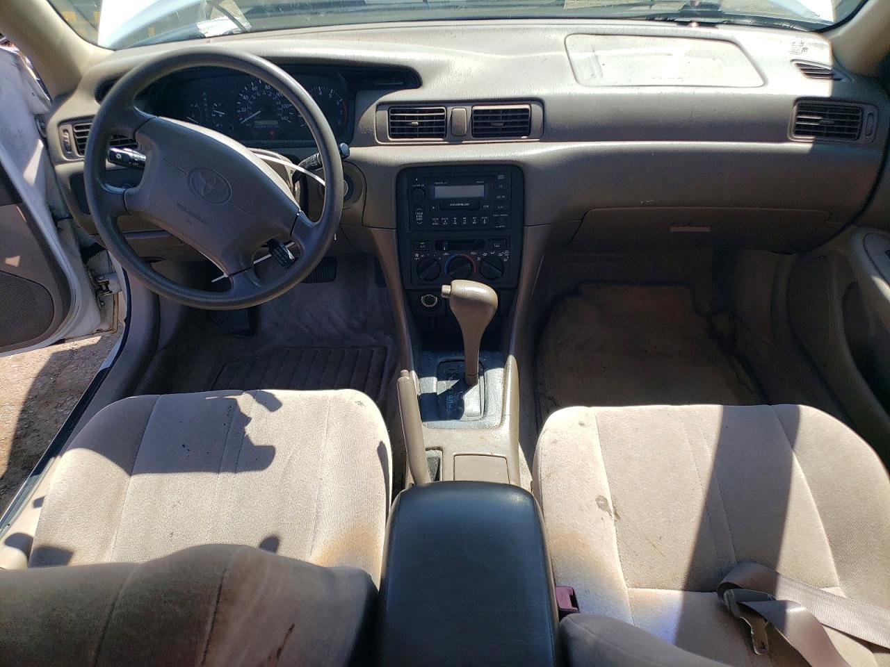 1999 Toyota Camry Le V6 White vin: JT2BF22K0X0203894
