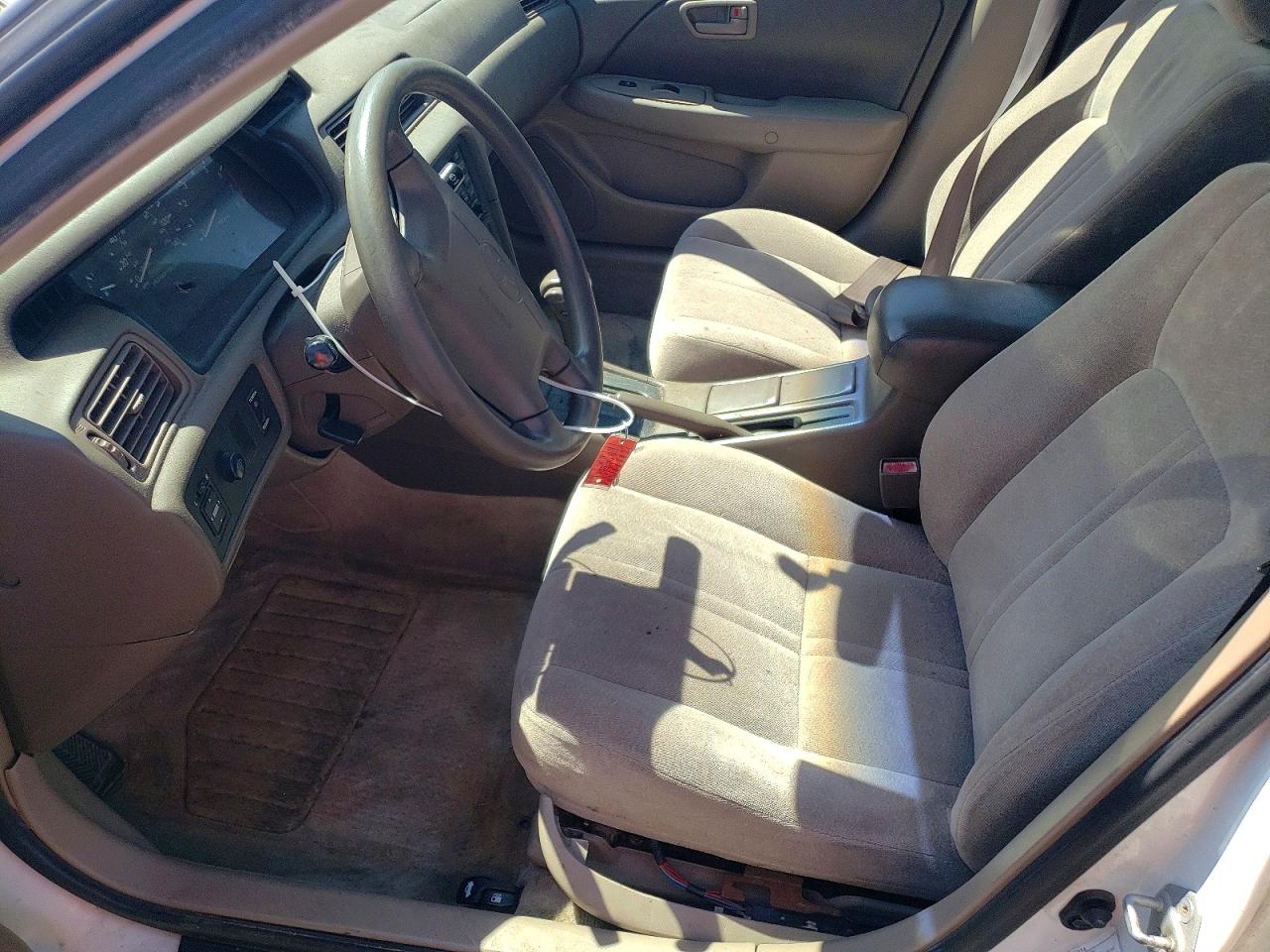 1999 Toyota Camry Le V6 White vin: JT2BF22K0X0203894