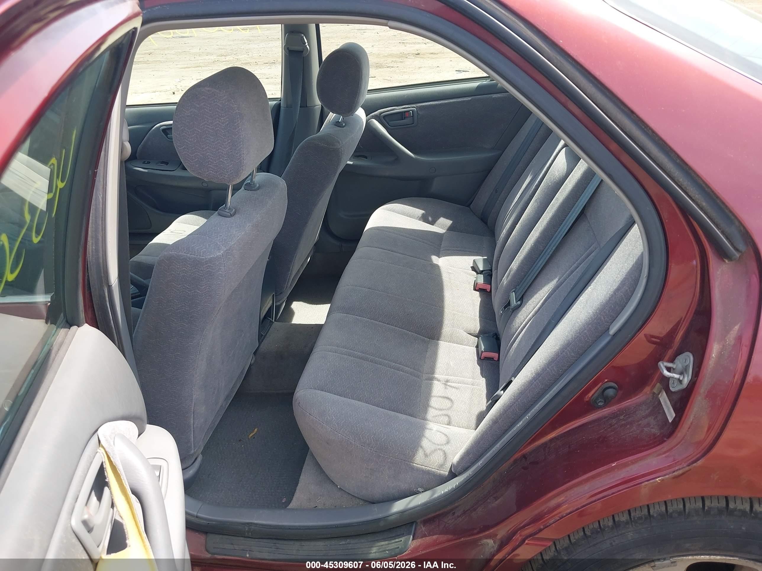 1999 Toyota Camry Le V6 Red vin: JT2BF22K0X0229167