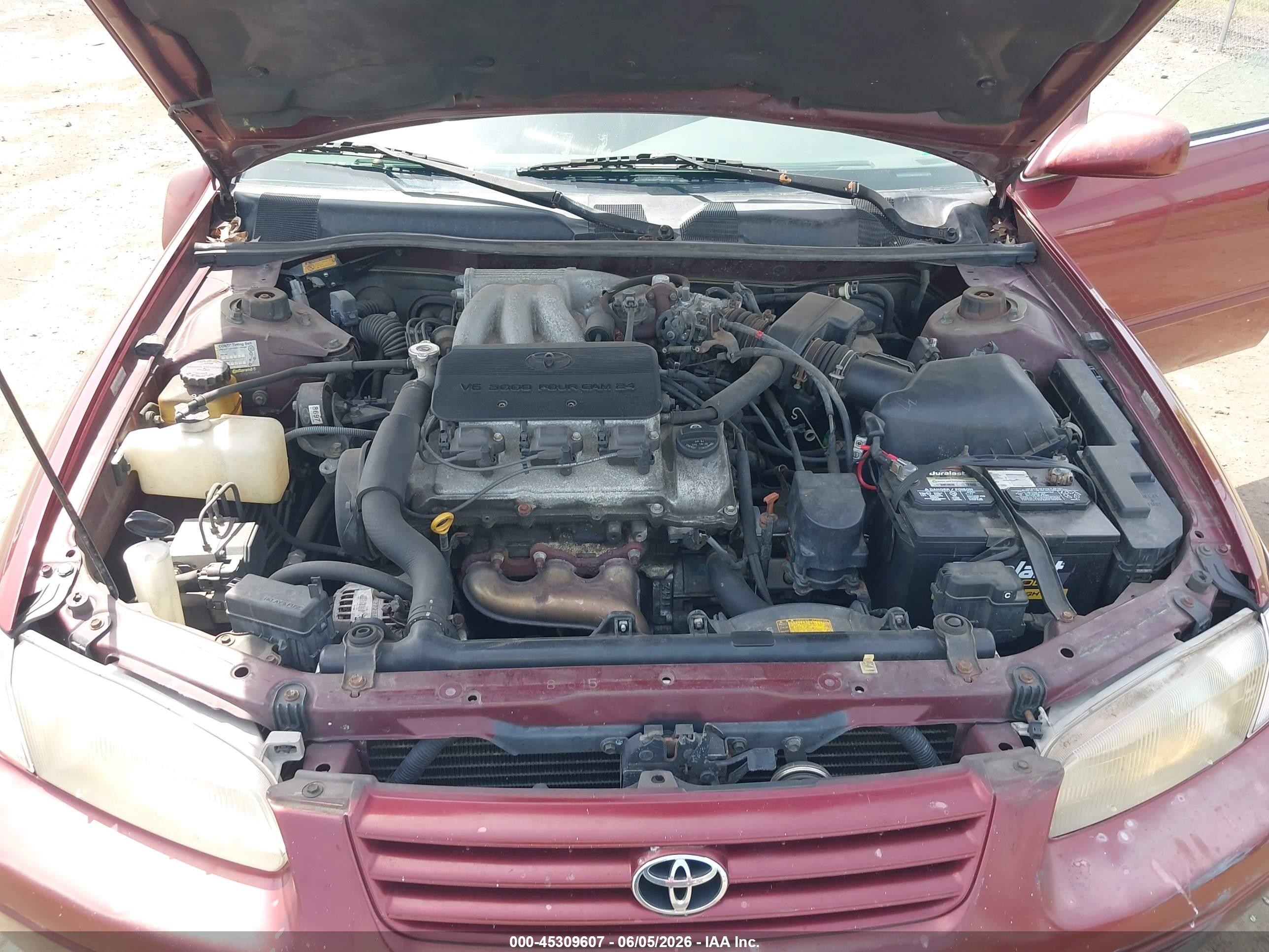 1999 Toyota Camry Le V6 Red vin: JT2BF22K0X0229167
