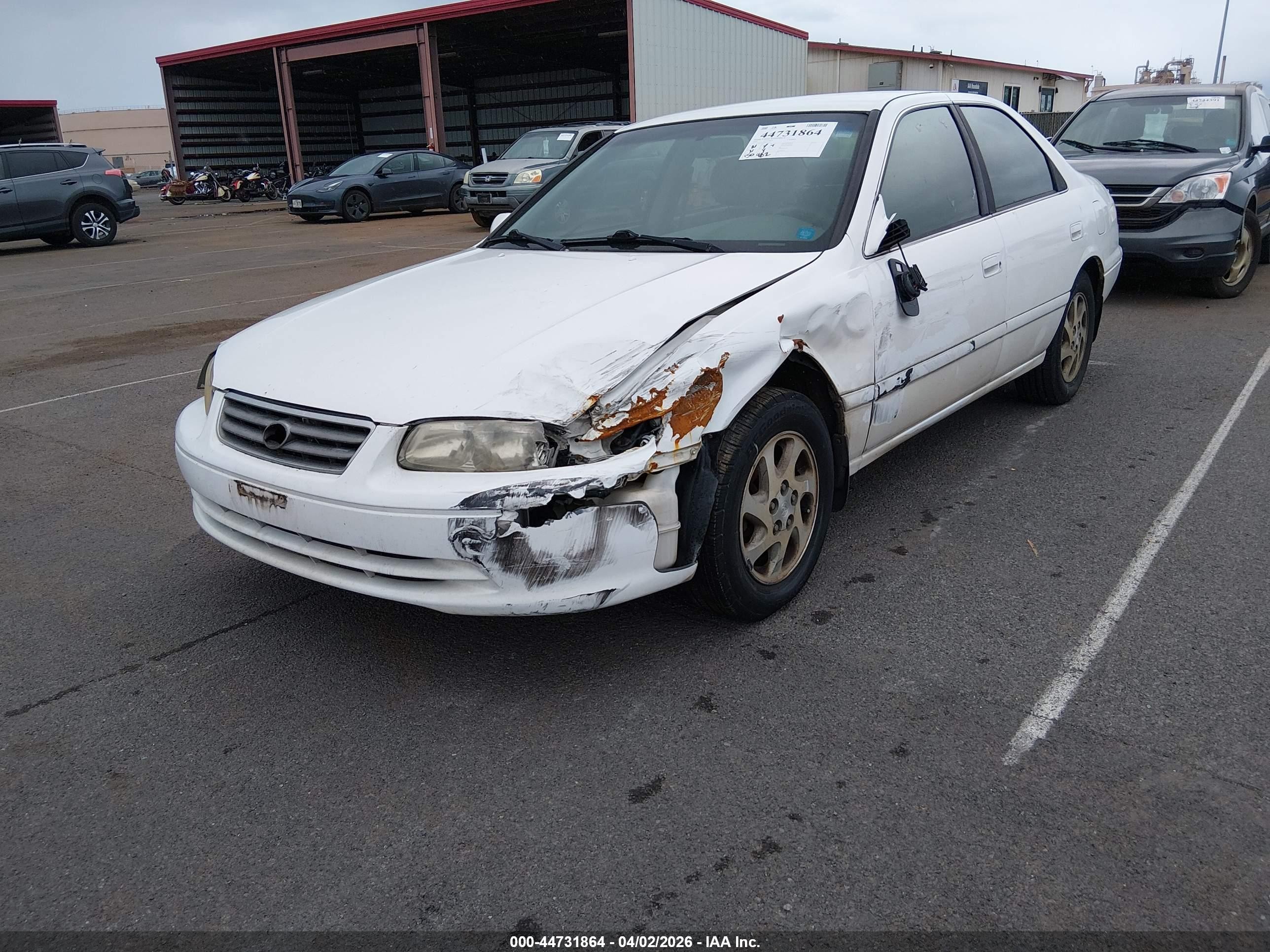 2000 Toyota Camry Le V6/xle V6 White vin: JT2BF22K0Y0263143