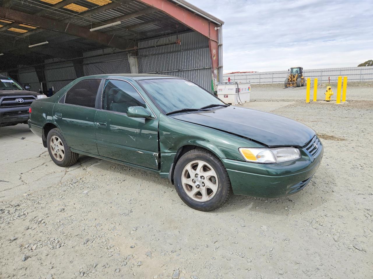 1999 Toyota Camry Le V6 Green vin: JT2BF22K1X0181601