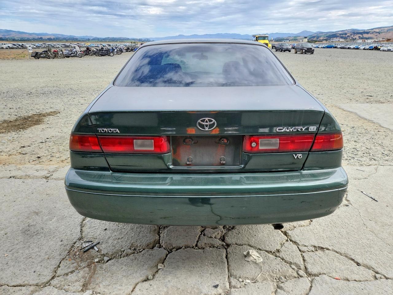 1999 Toyota Camry Le V6 Green vin: JT2BF22K1X0181601