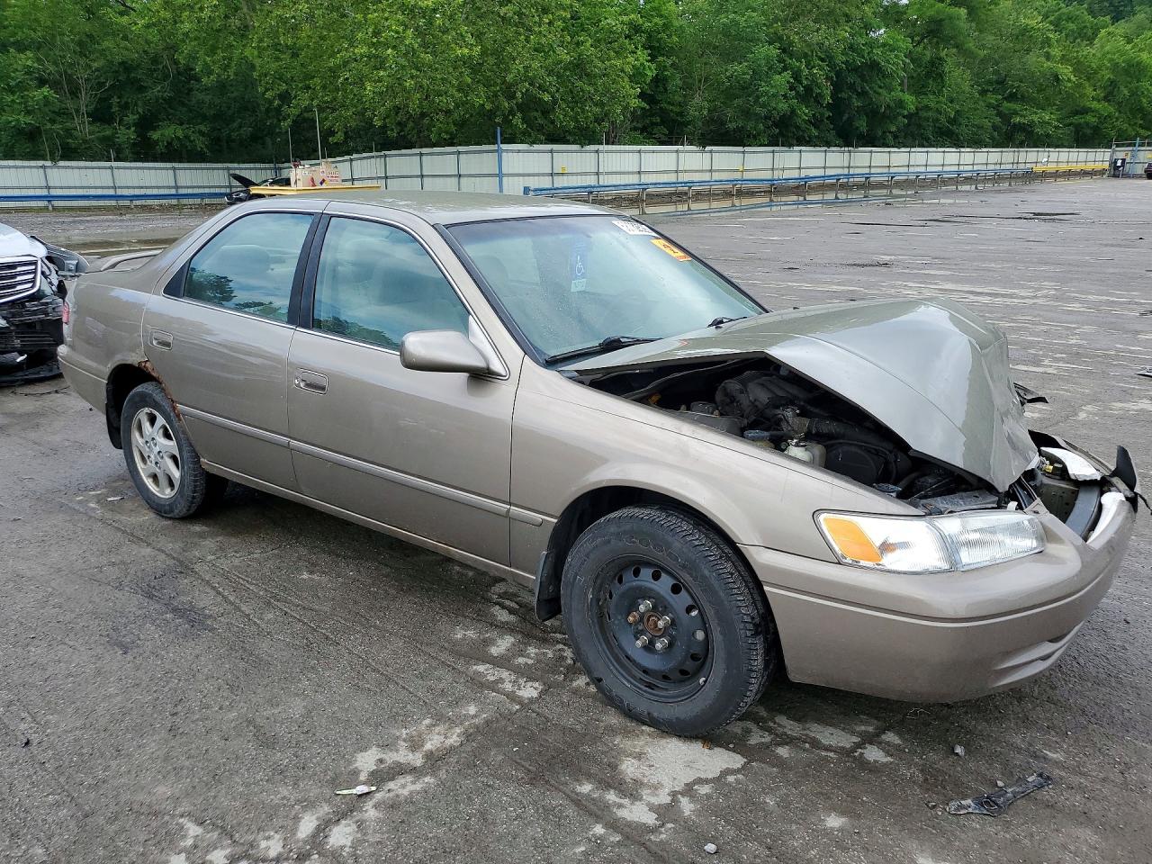 1999 Toyota Camry Le/xle Tan vin: JT2BF22K1X0181940