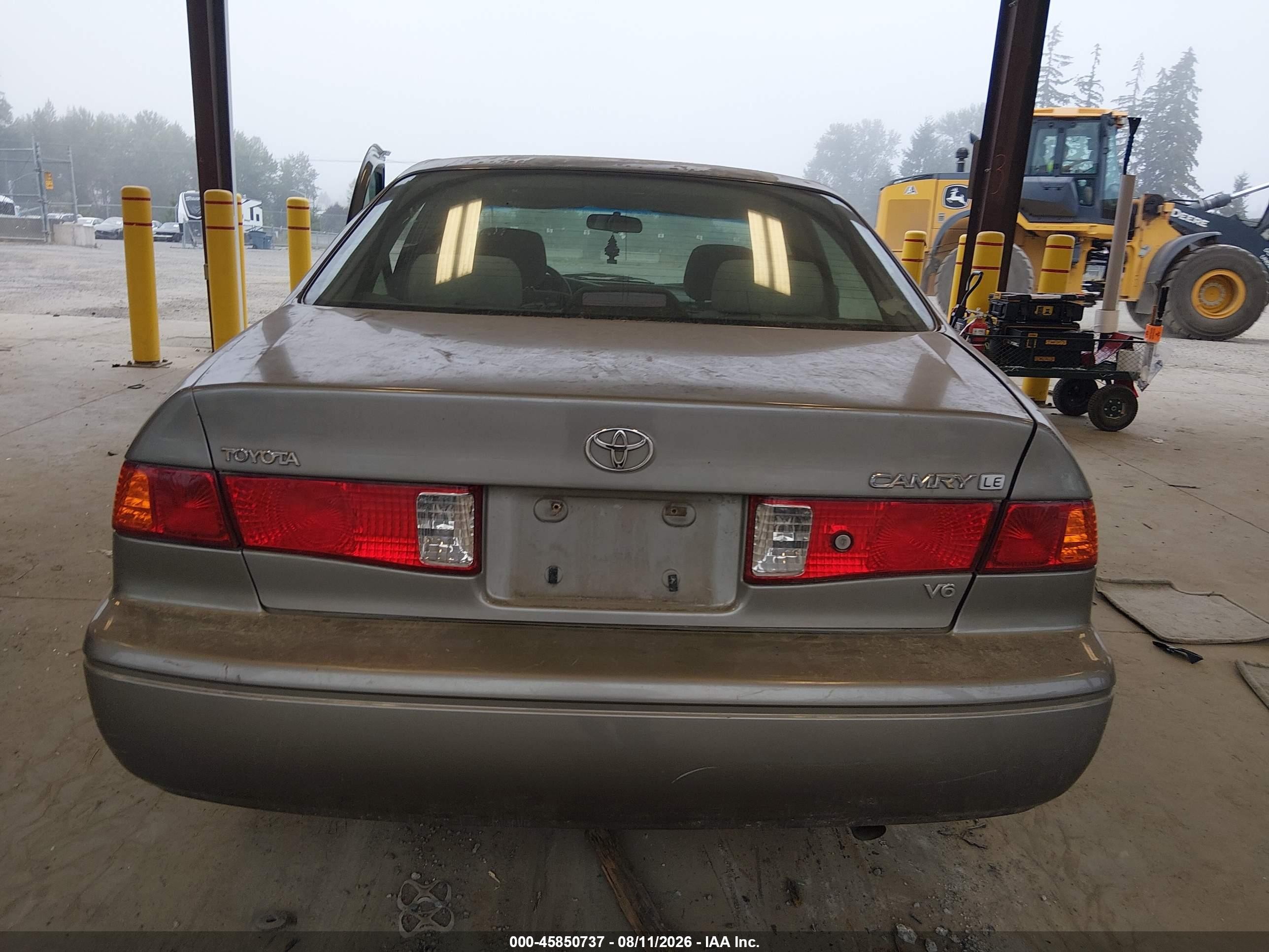 2001 Toyota Camry Le V6 Gold vin: JT2BF22K210340066