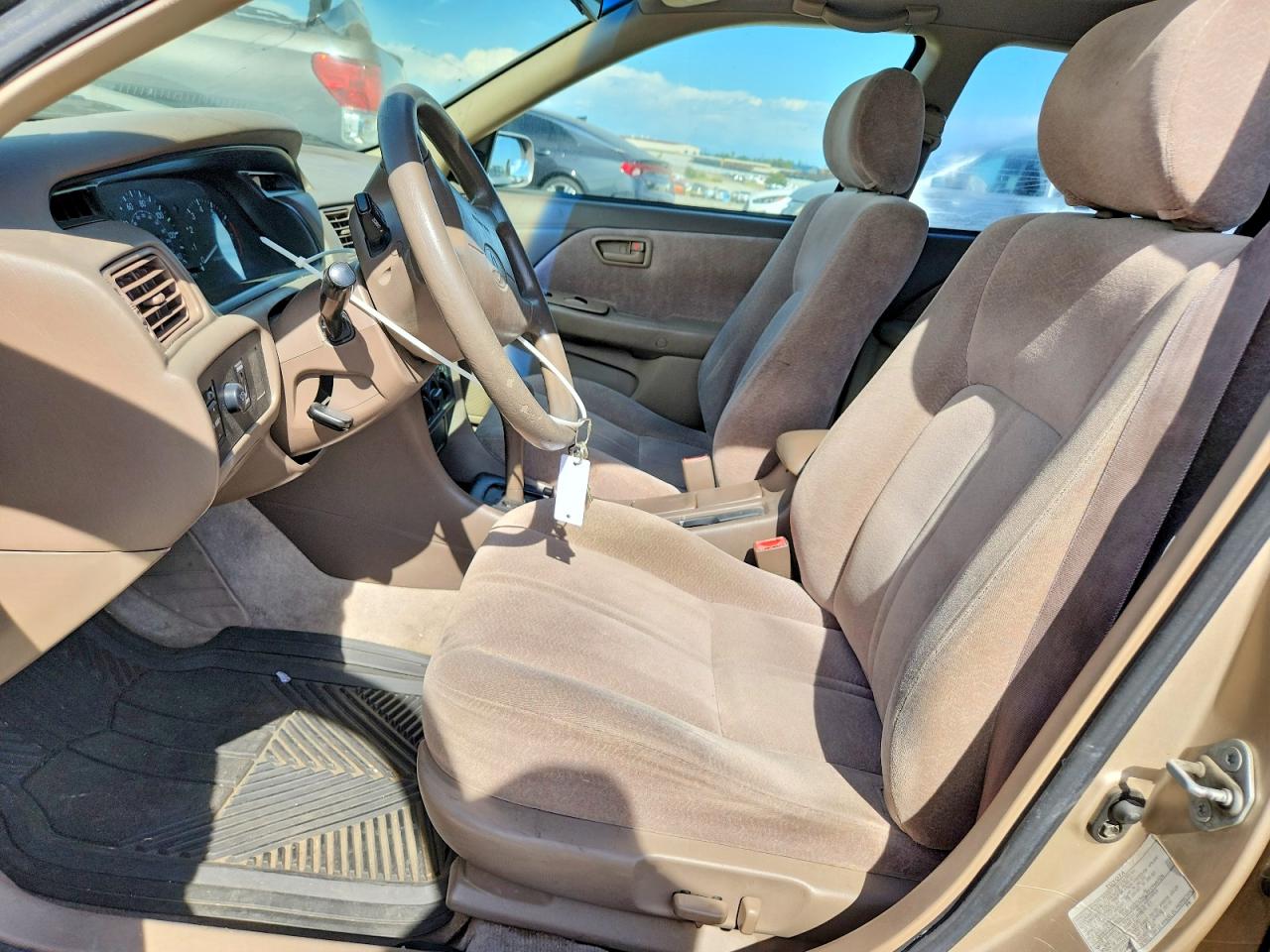 1999 Toyota Camry Le V6 Tan vin: JT2BF22K2X0164211