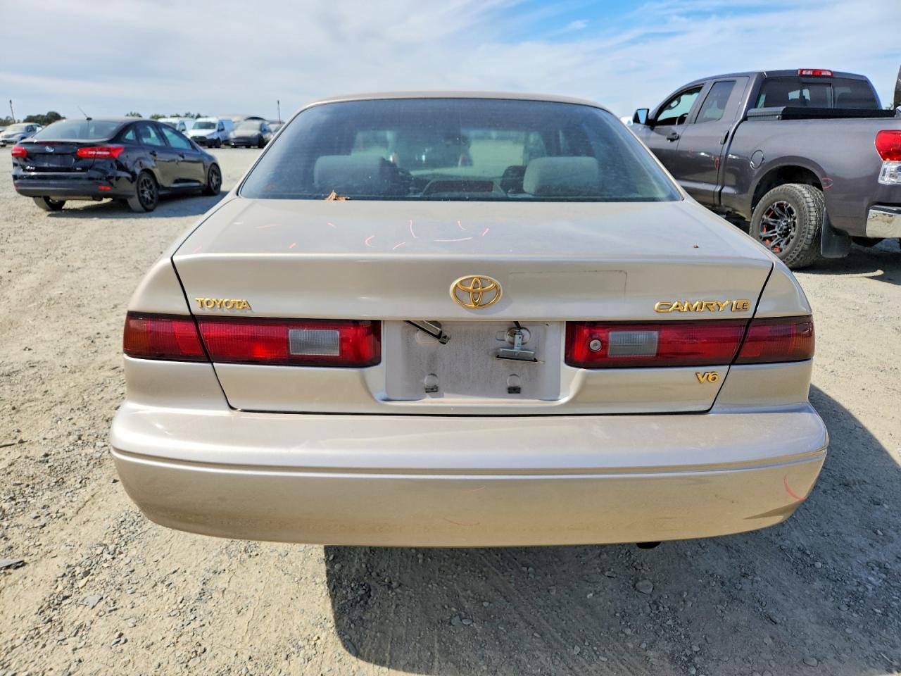 1999 Toyota Camry Le V6 Tan vin: JT2BF22K2X0164211