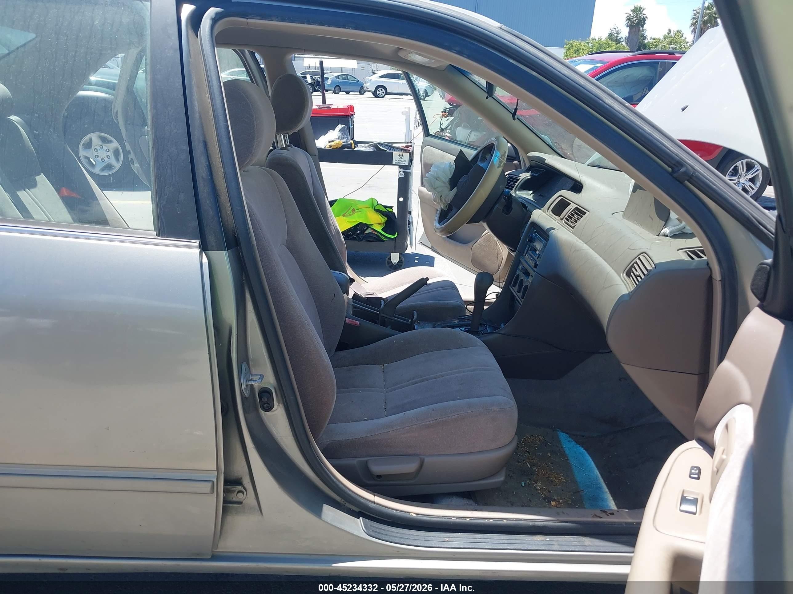 1999 Toyota Camry Le V6 Gray vin: JT2BF22K2X0171059