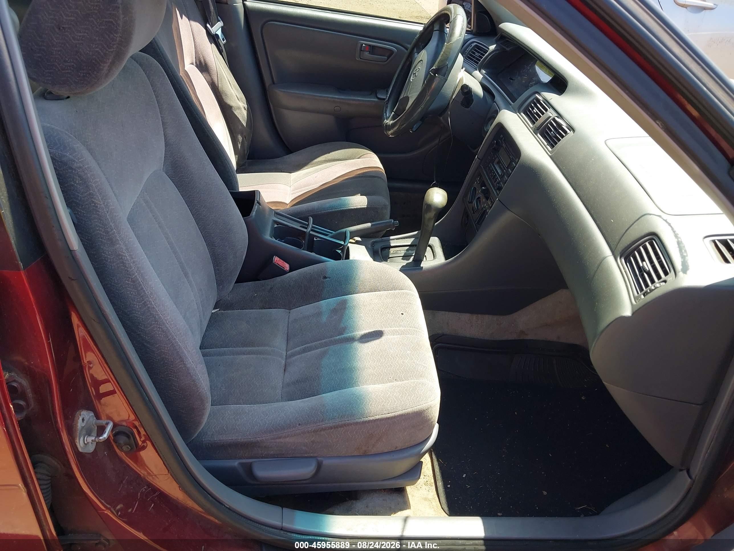 1999 Toyota Camry Le V6 Burgundy vin: JT2BF22K2X0186810