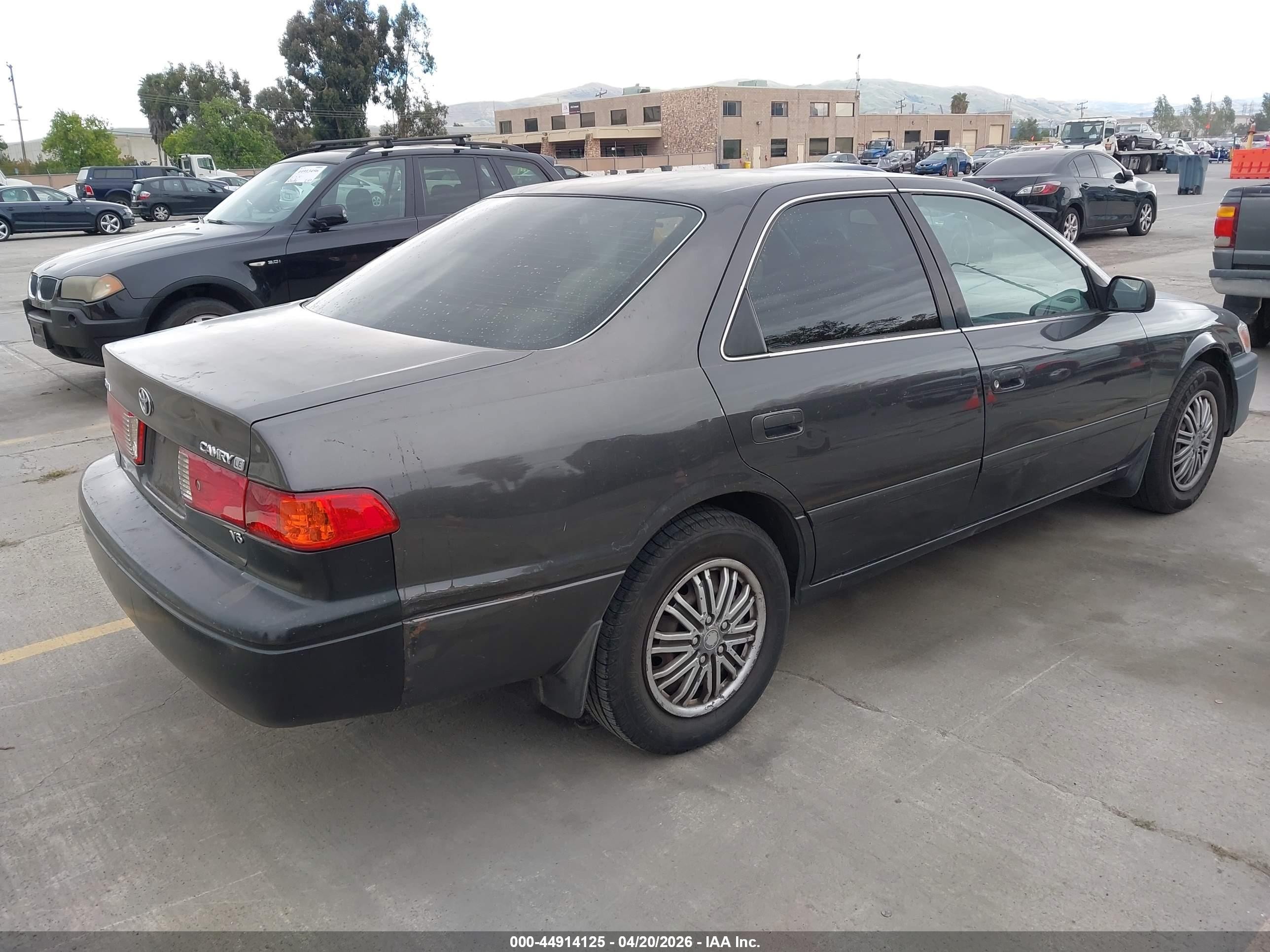 2001 Toyota Camry Le V6 Gray vin: JT2BF22K310326144