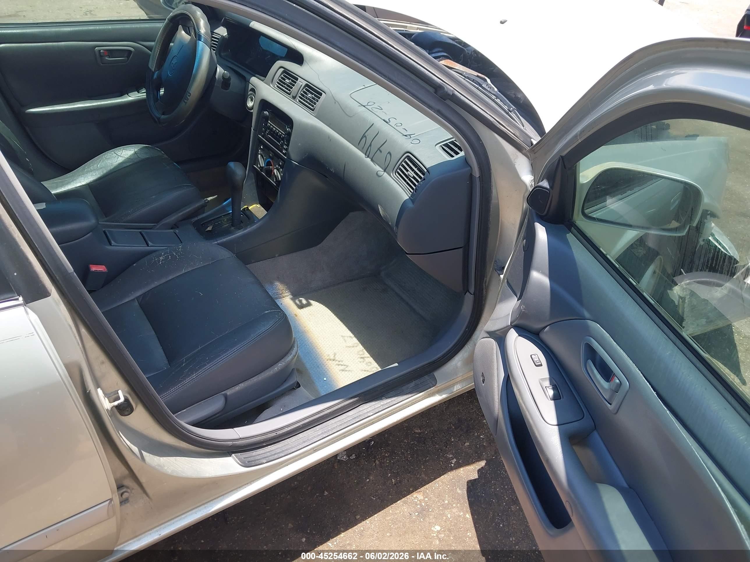 2001 Toyota Camry Le V6 Gray vin: JT2BF22K310338794