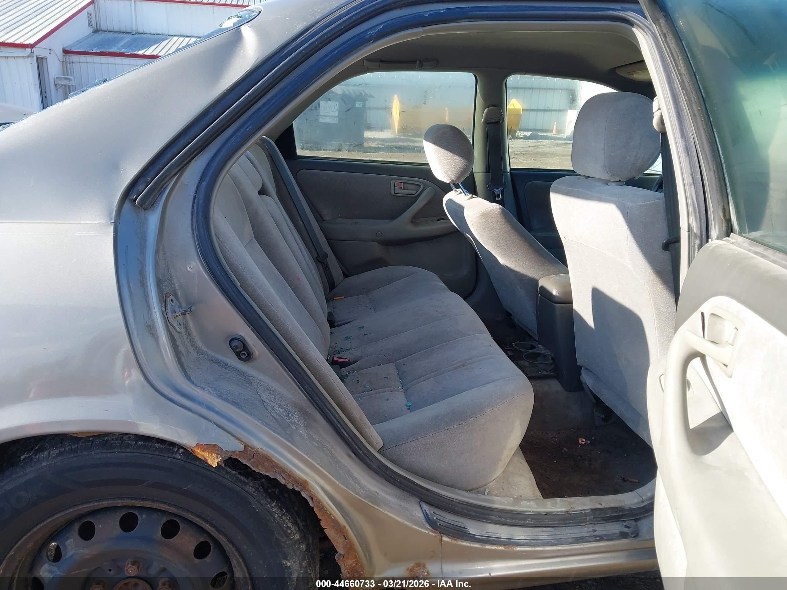 1998 Toyota Camry Le V6 Tan vin: JT2BF22K3W0140028
