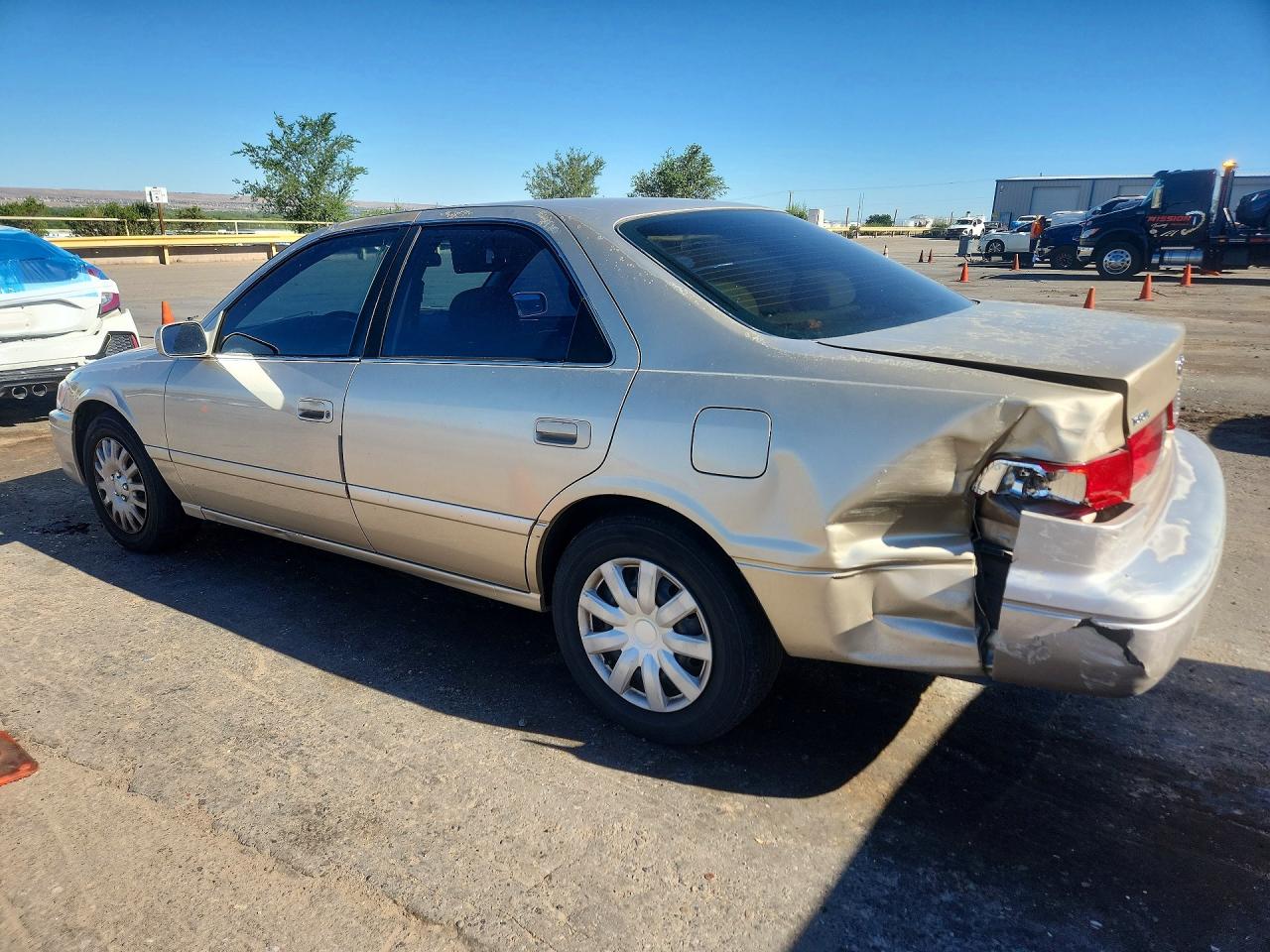 2001 Toyota Camry Le V6 Beige vin: JT2BF22K410295146