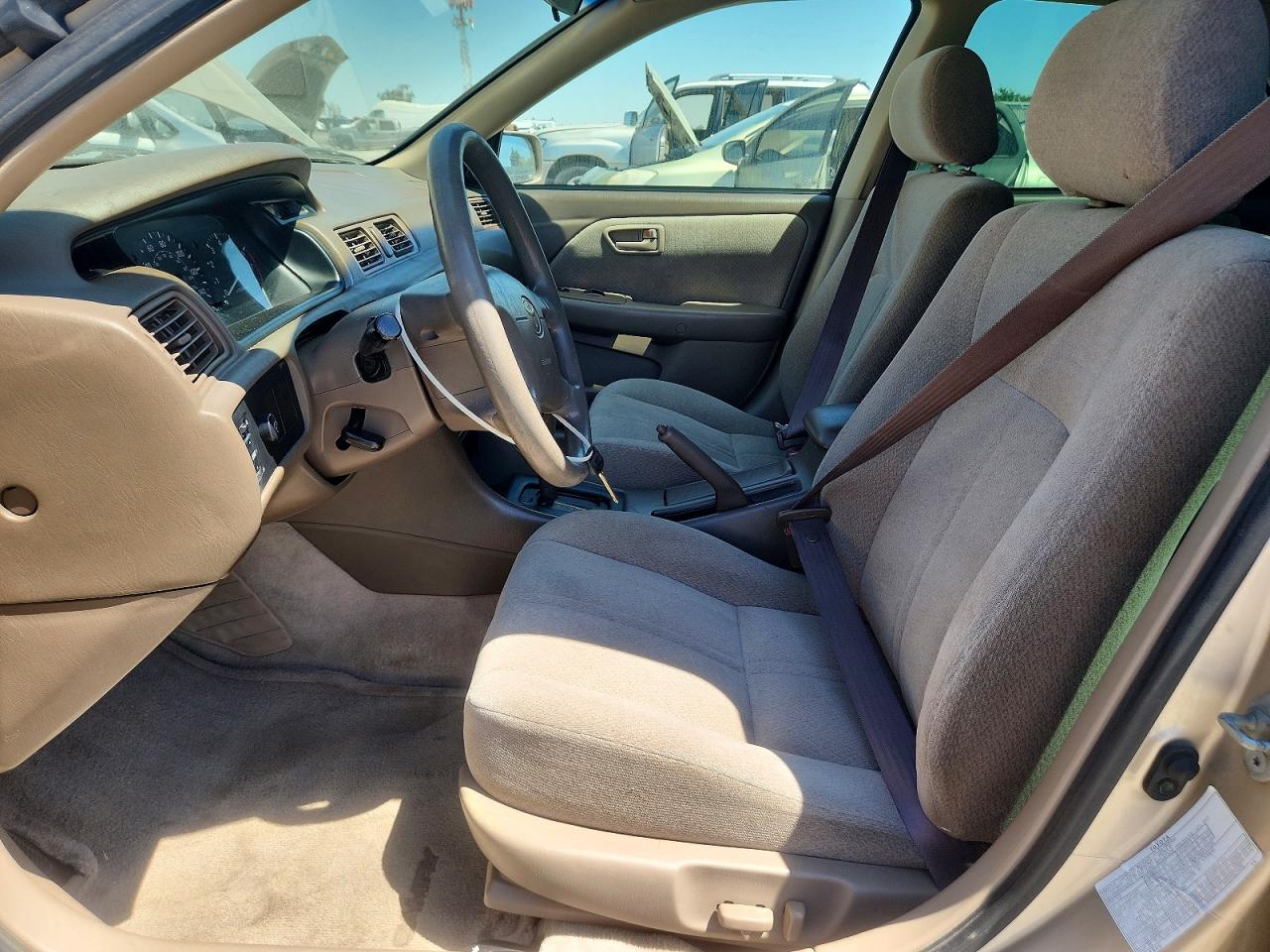 2001 Toyota Camry Le V6 Beige vin: JT2BF22K410340537