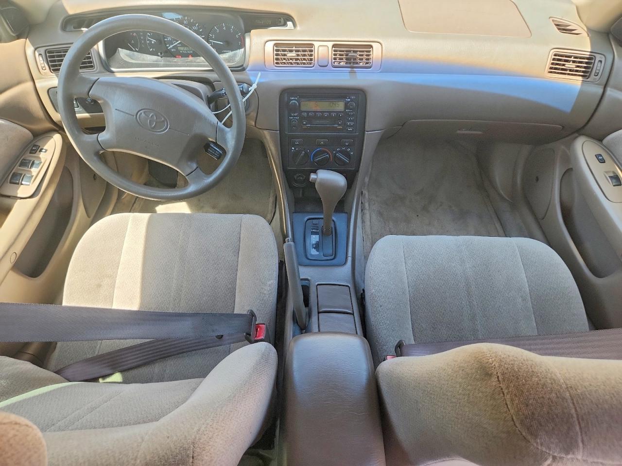 2001 Toyota Camry Le V6 Beige vin: JT2BF22K410340537