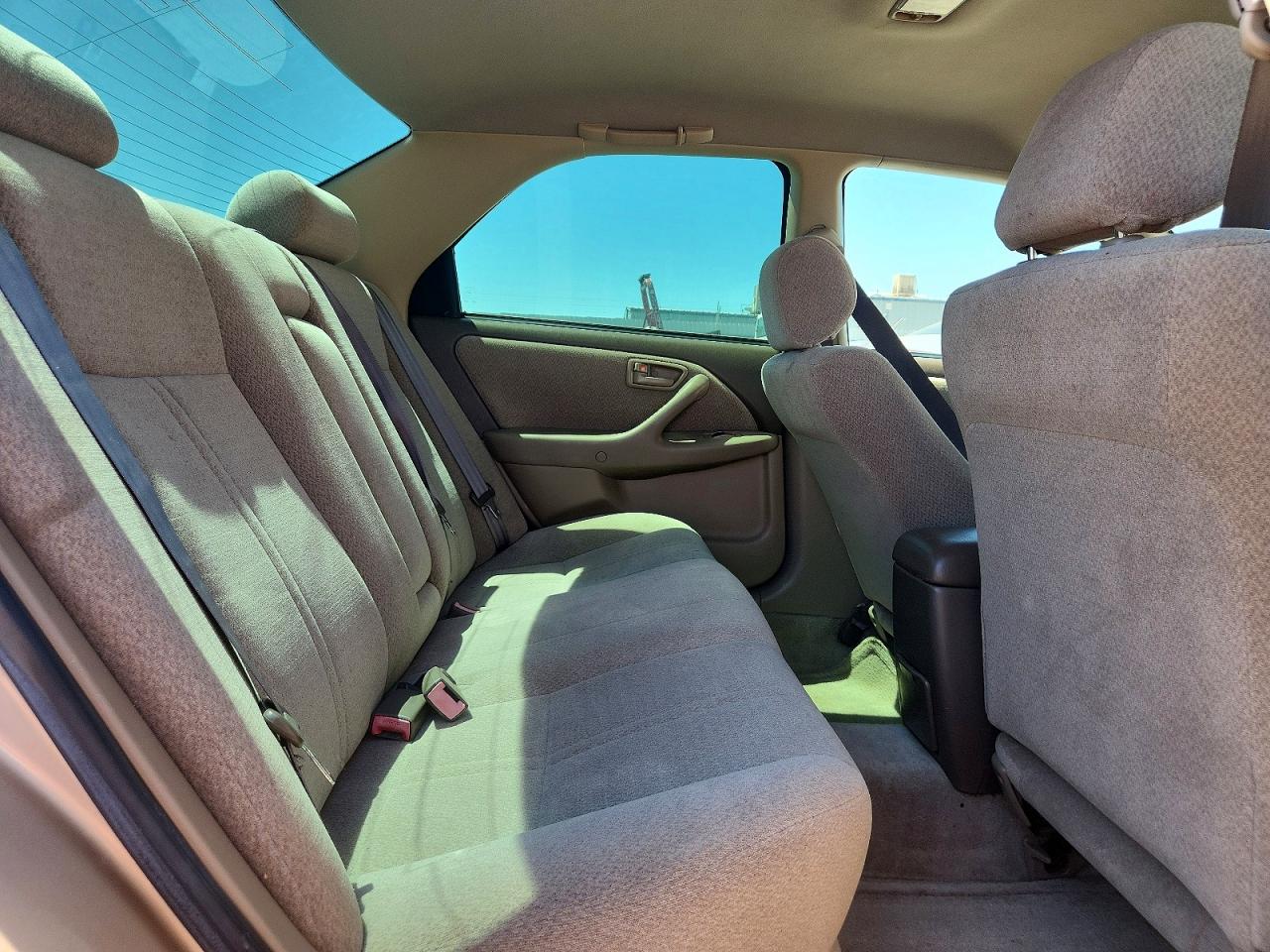 2001 Toyota Camry Le V6 Beige vin: JT2BF22K410340537
