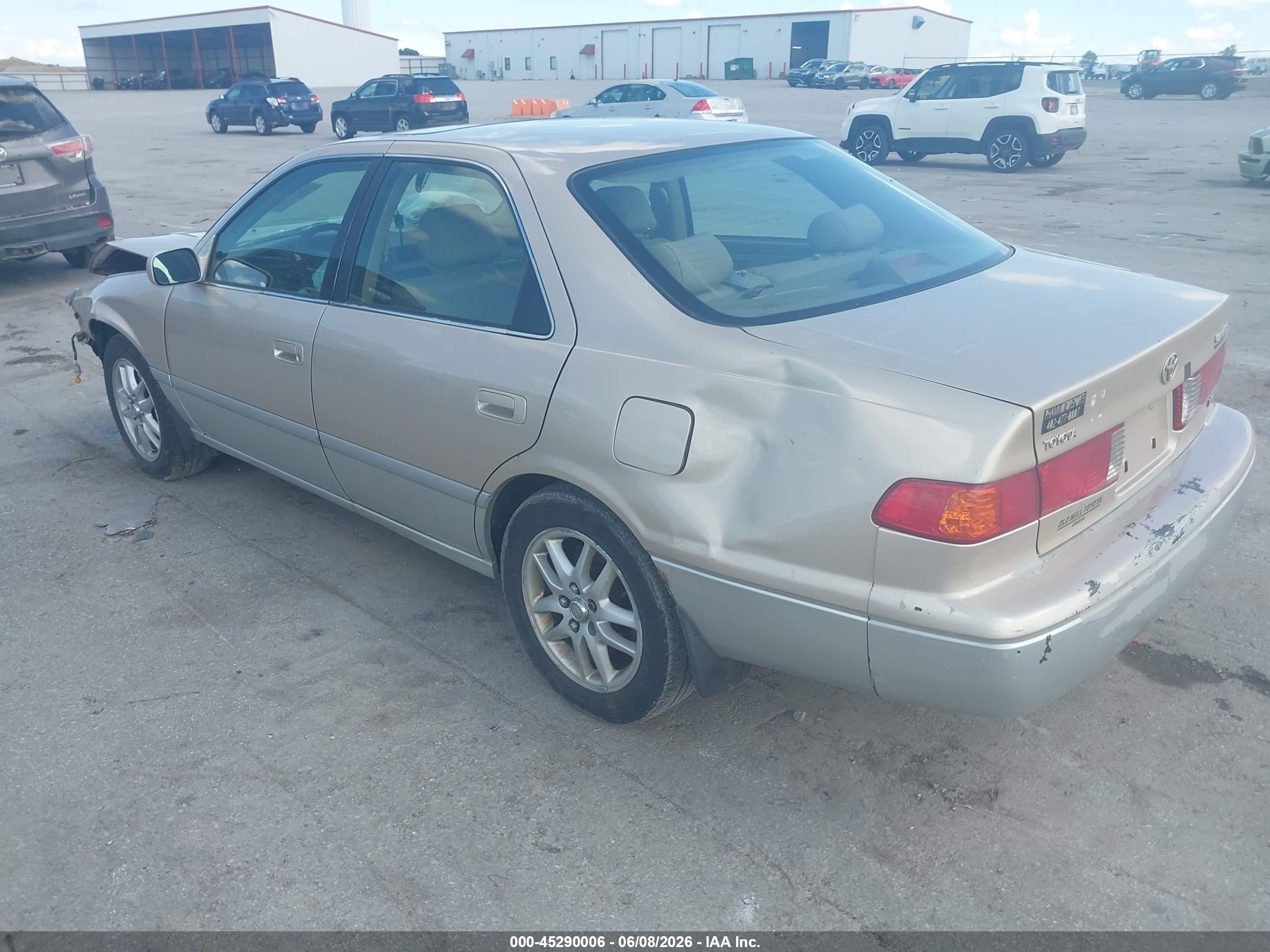 2001 Toyota Camry Le V6 Beige vin: JT2BF22K510314691