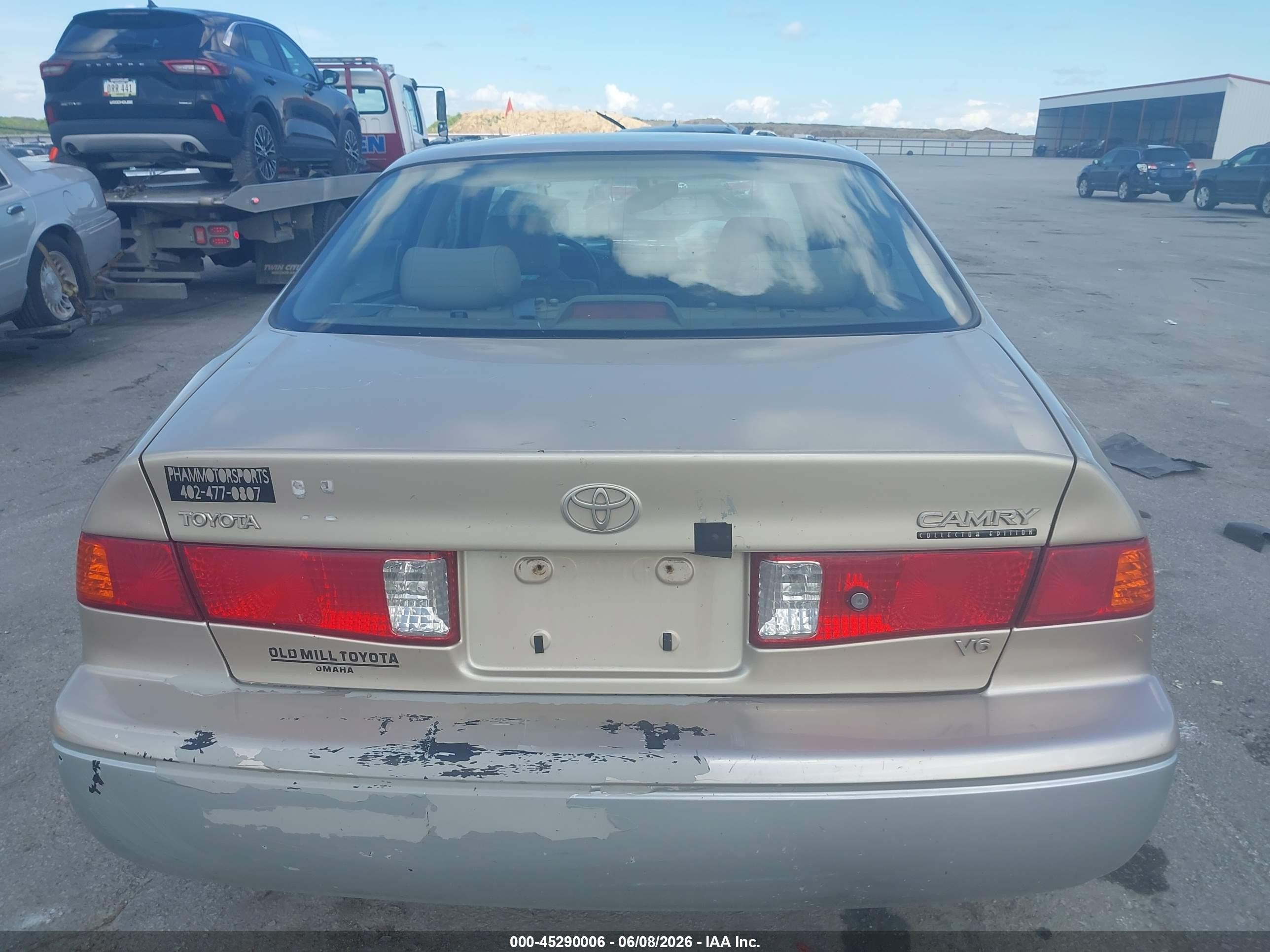2001 Toyota Camry Le V6 Beige vin: JT2BF22K510314691