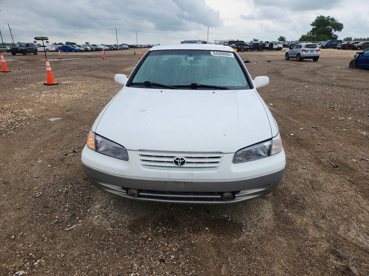 1998 Toyota Camry Le V6 White vin: JT2BF22K5W0111999