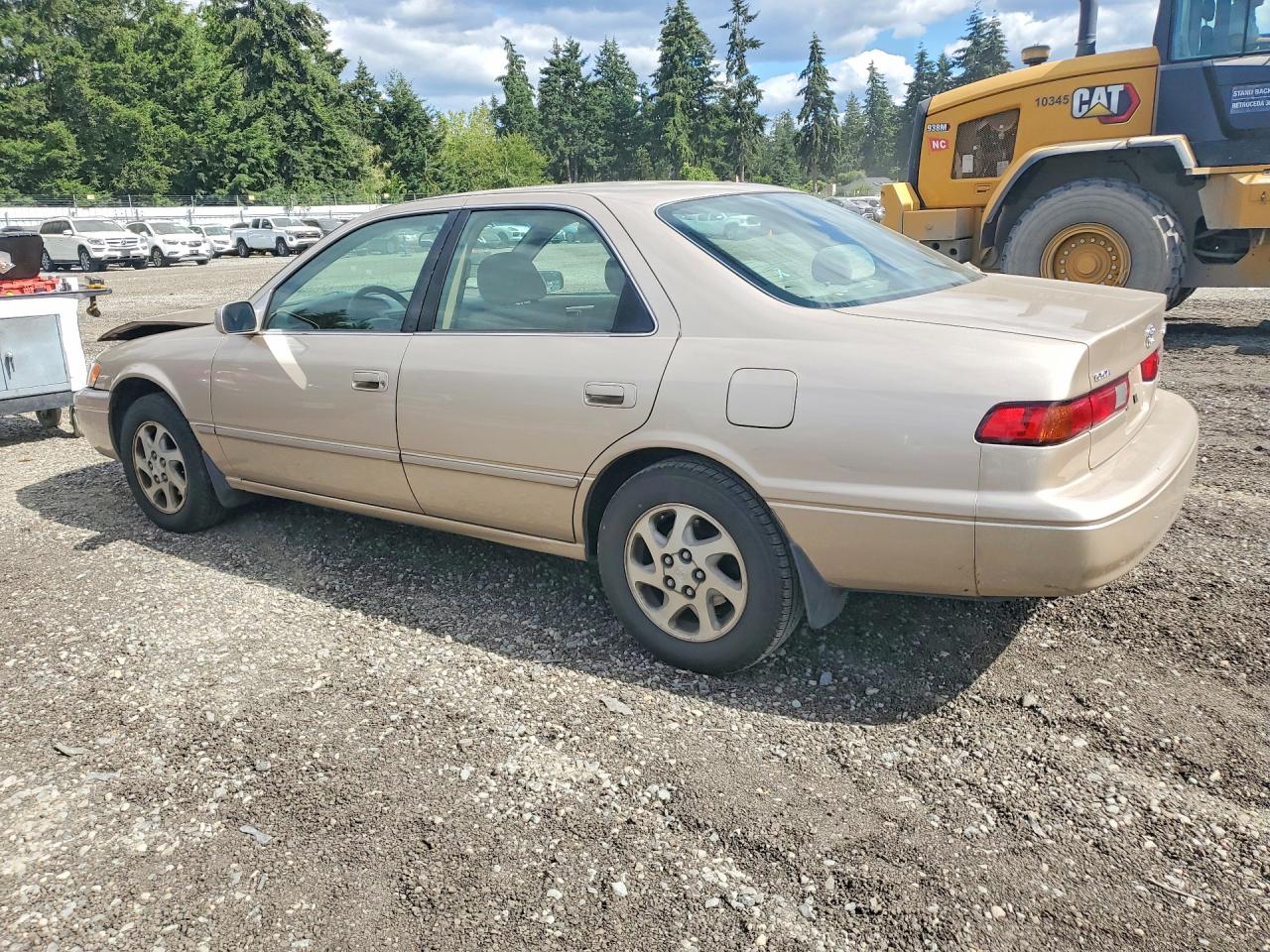 1999 Toyota Camry Le Tan vin: JT2BF22K5X0162744