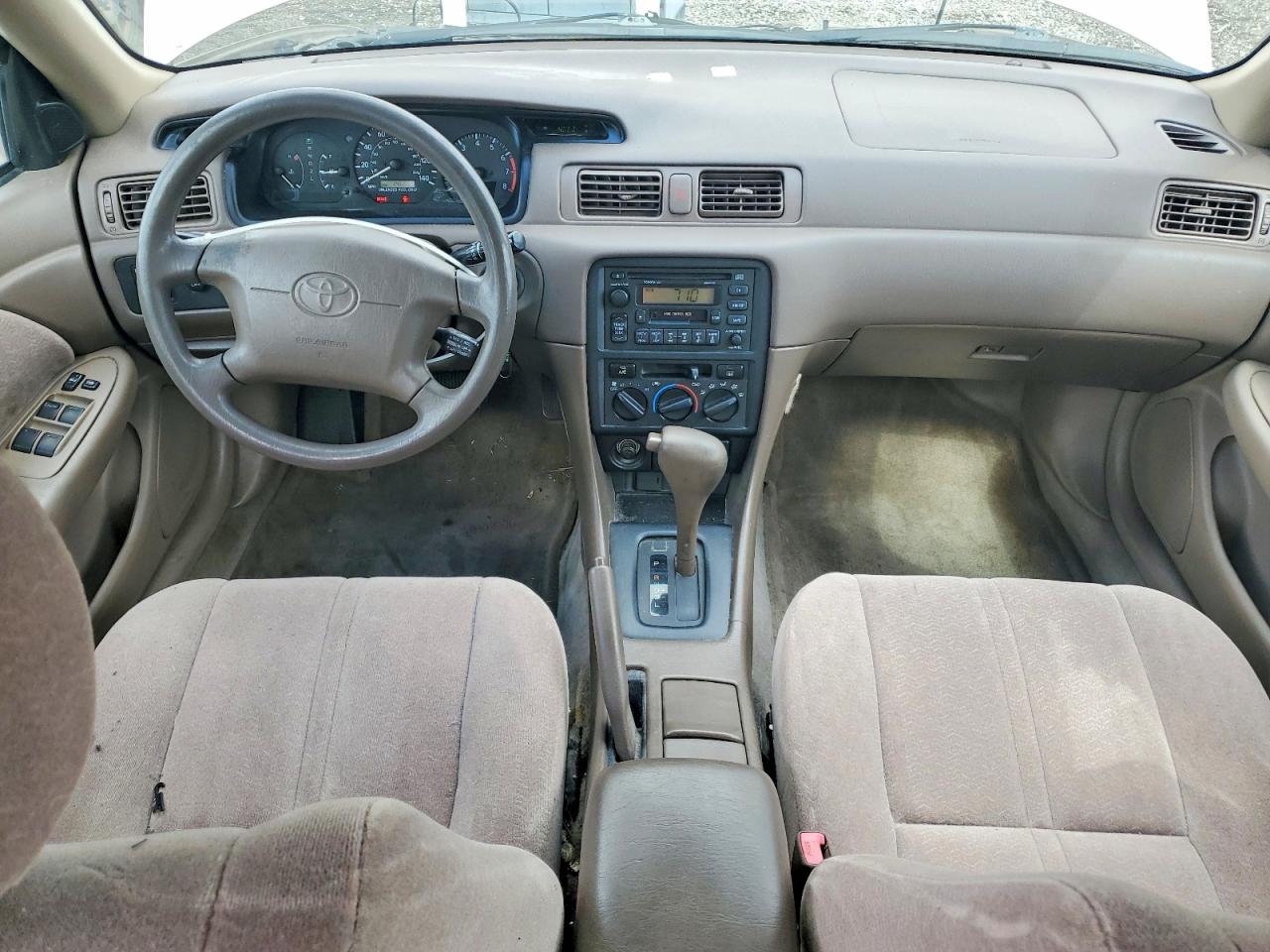 1999 Toyota Camry Le Tan vin: JT2BF22K5X0162744