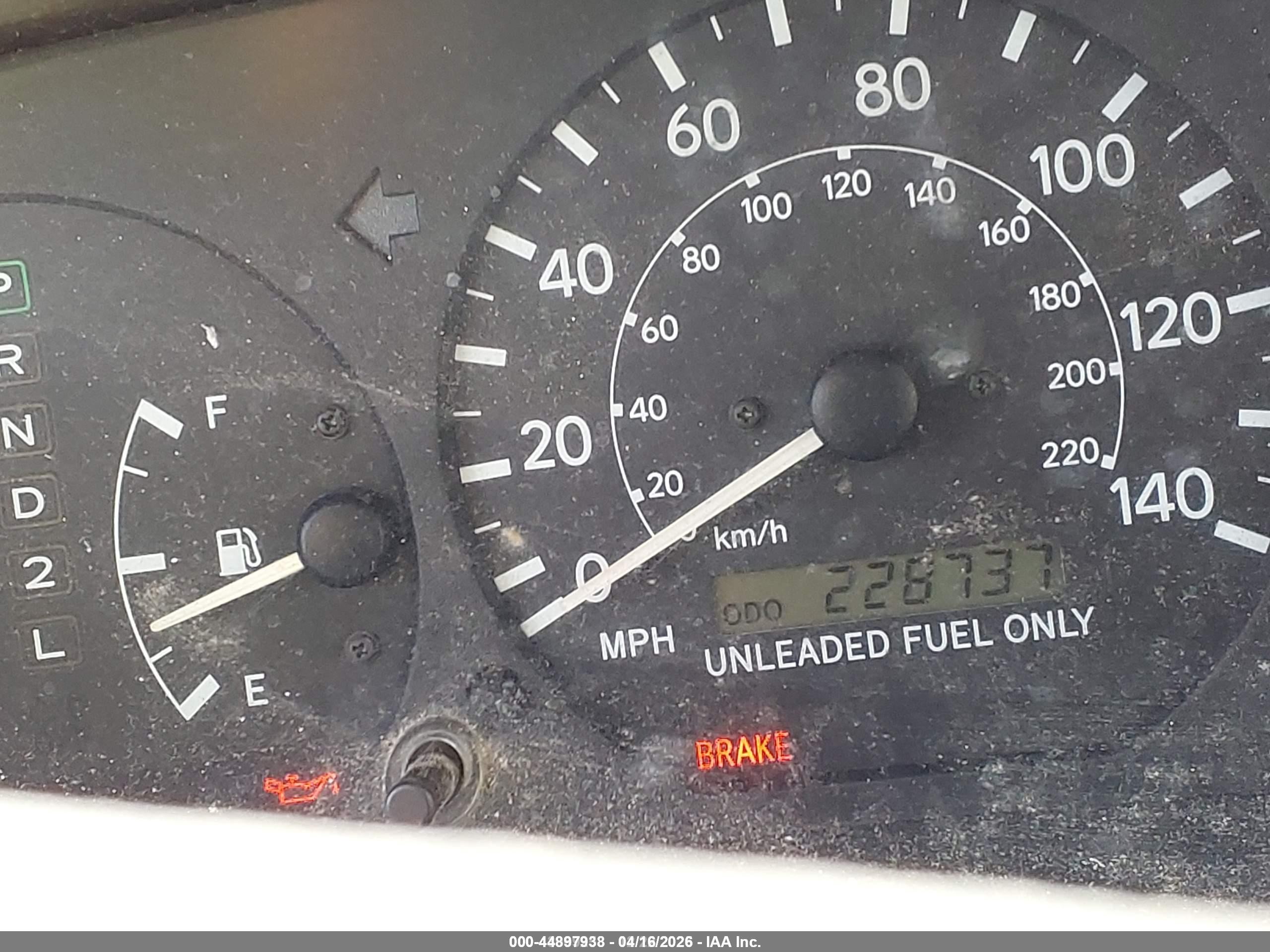 1998 Toyota Camry Le V6 White vin: JT2BF22K6W0140881