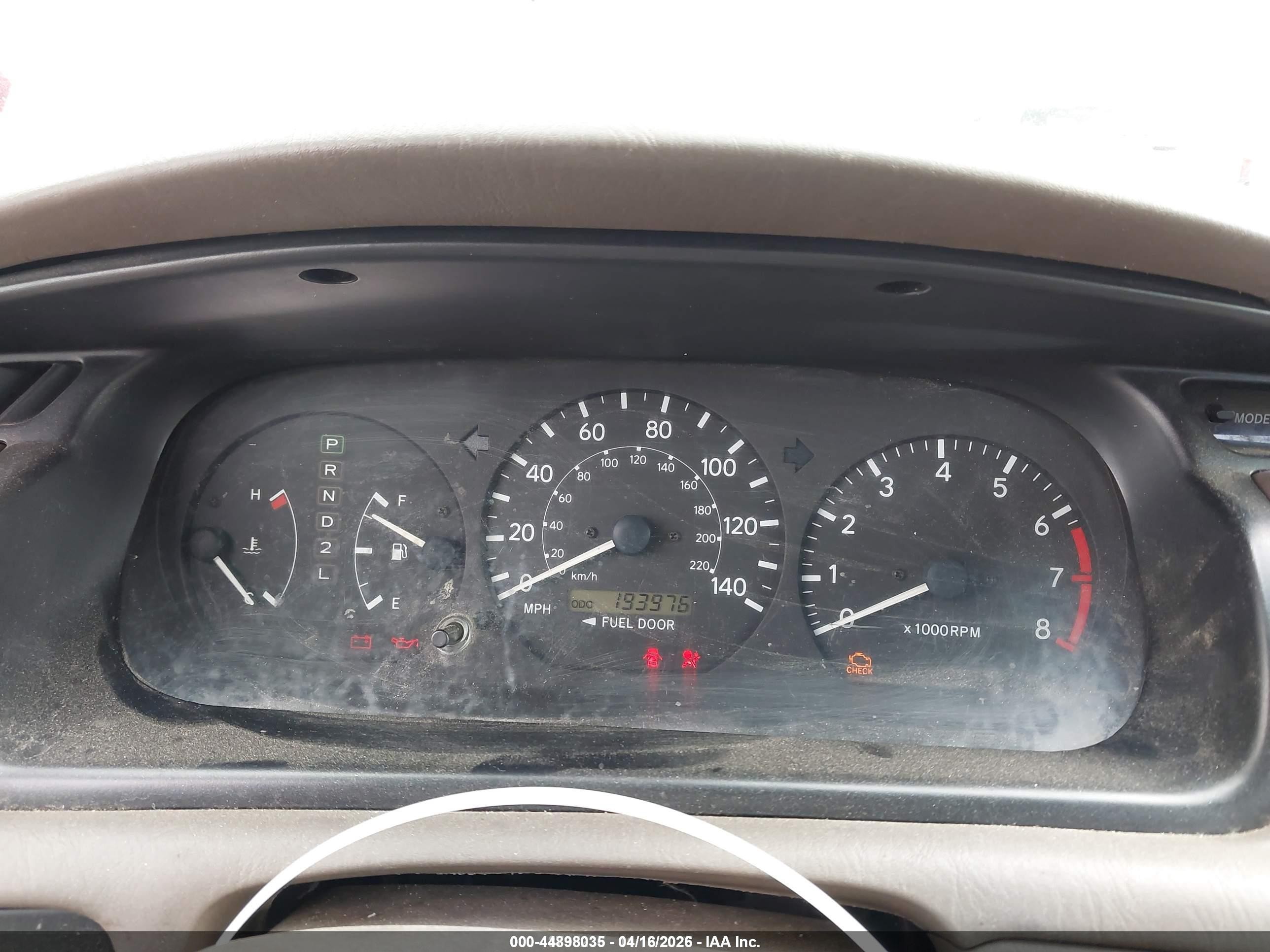 2000 Toyota Camry Le V6 White vin: JT2BF22K6Y0242023