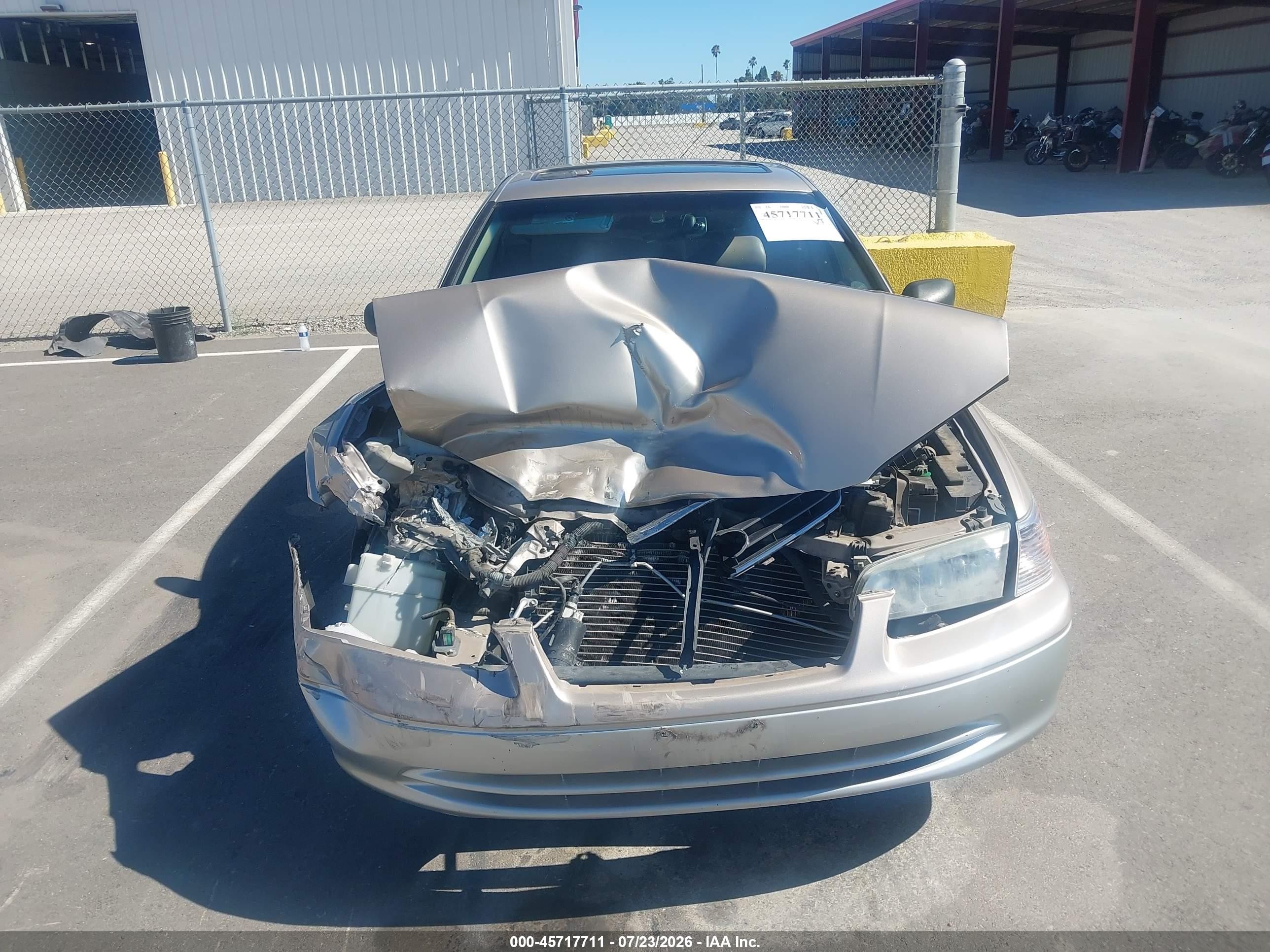 2001 Toyota Camry Le V6 Cream vin: JT2BF22K710308388