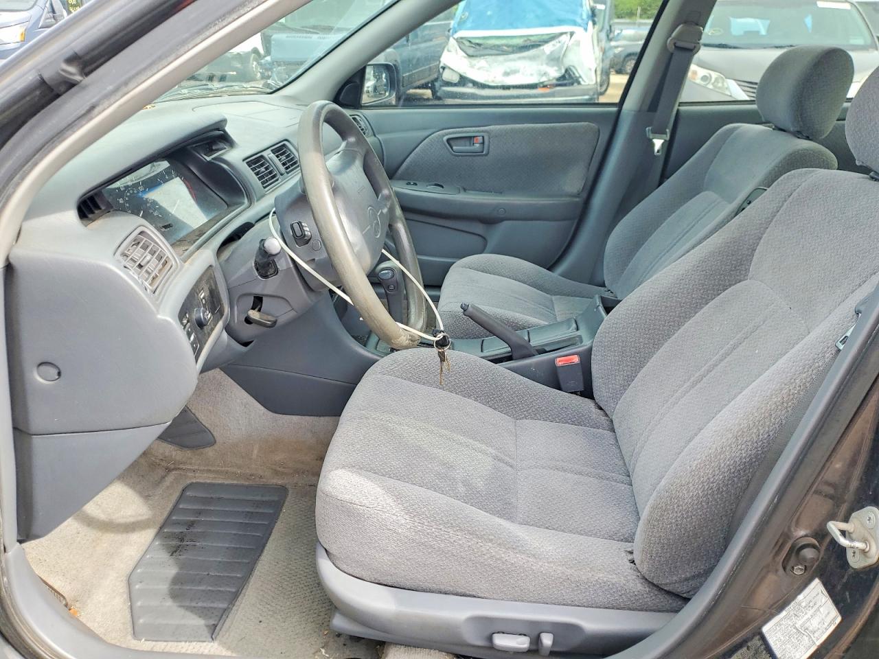 2000 Toyota Camry Ce Charcoal vin: JT2BF22K7Y0251247