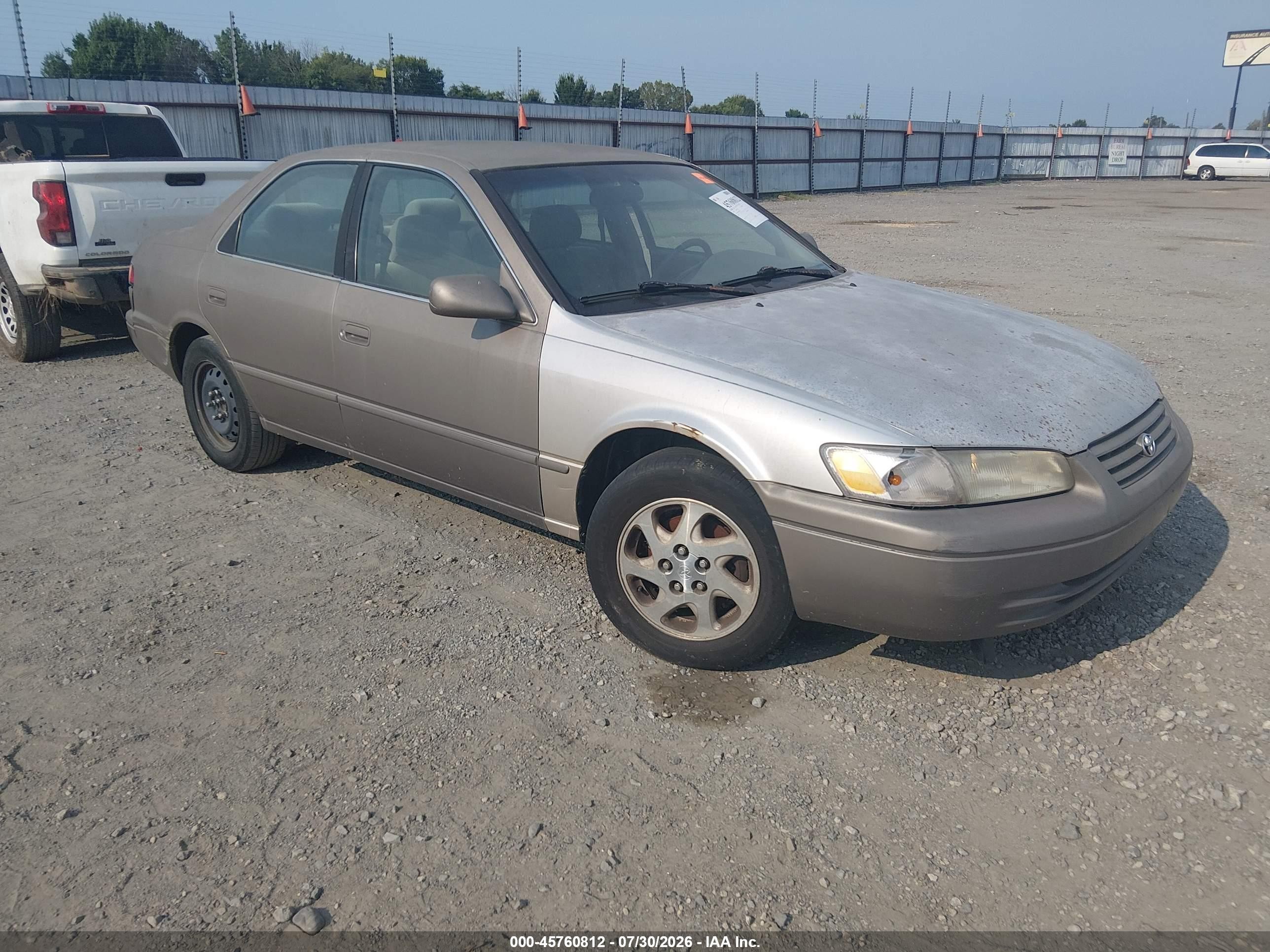1999 Toyota Camry Le V6 Brown vin: JT2BF22K9X0198663