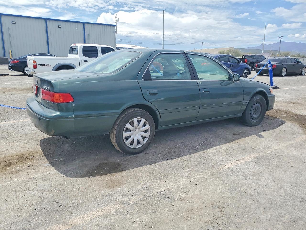 2000 Toyota Camry Le V6 Green vin: JT2BF22K9Y0255140