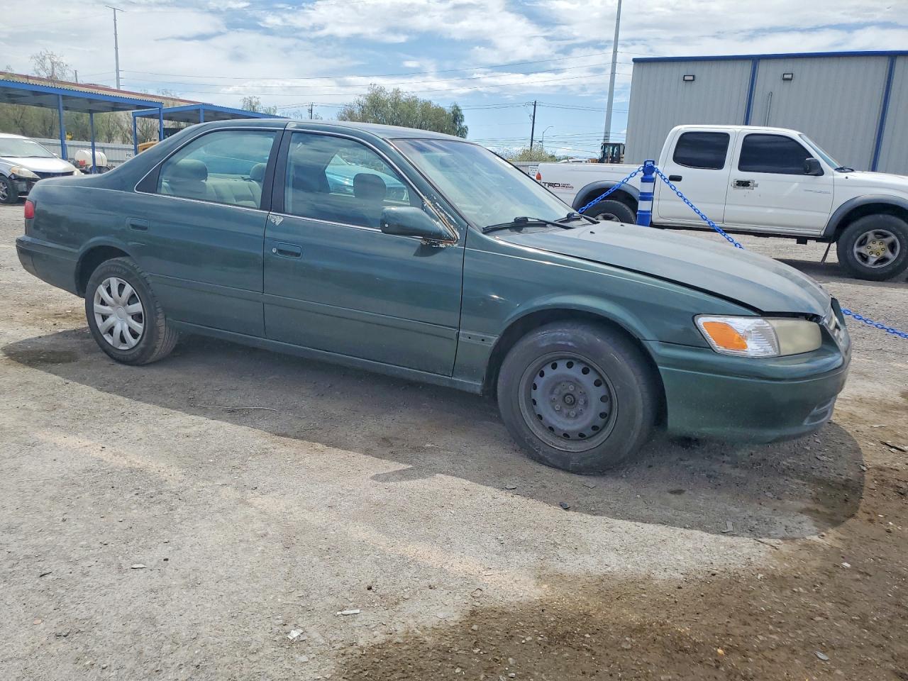 2000 Toyota Camry Le V6 Green vin: JT2BF22K9Y0255140