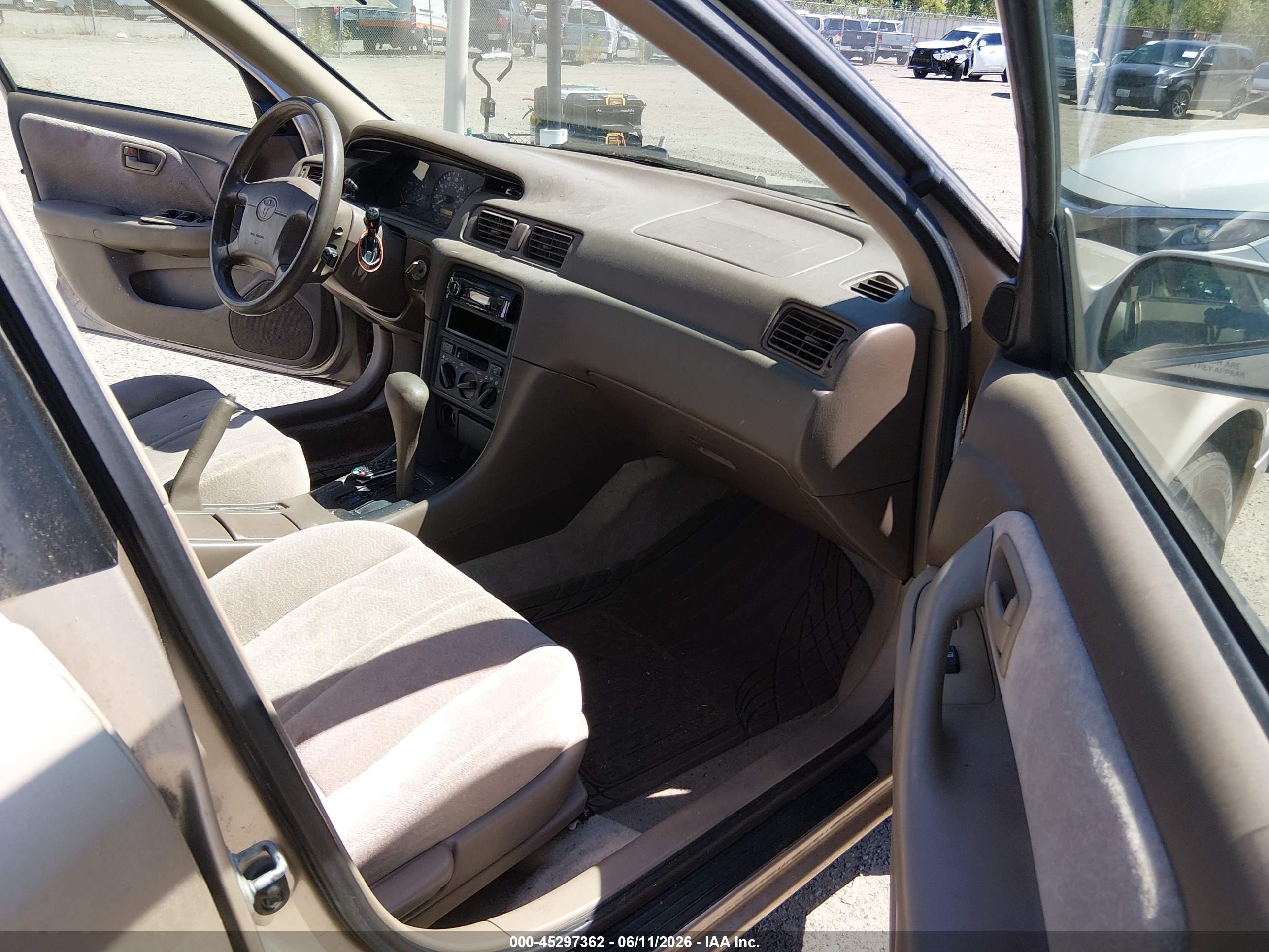 1997 Toyota Camry Le/xle Dark Brown vin: JT2BF22KXV0081123