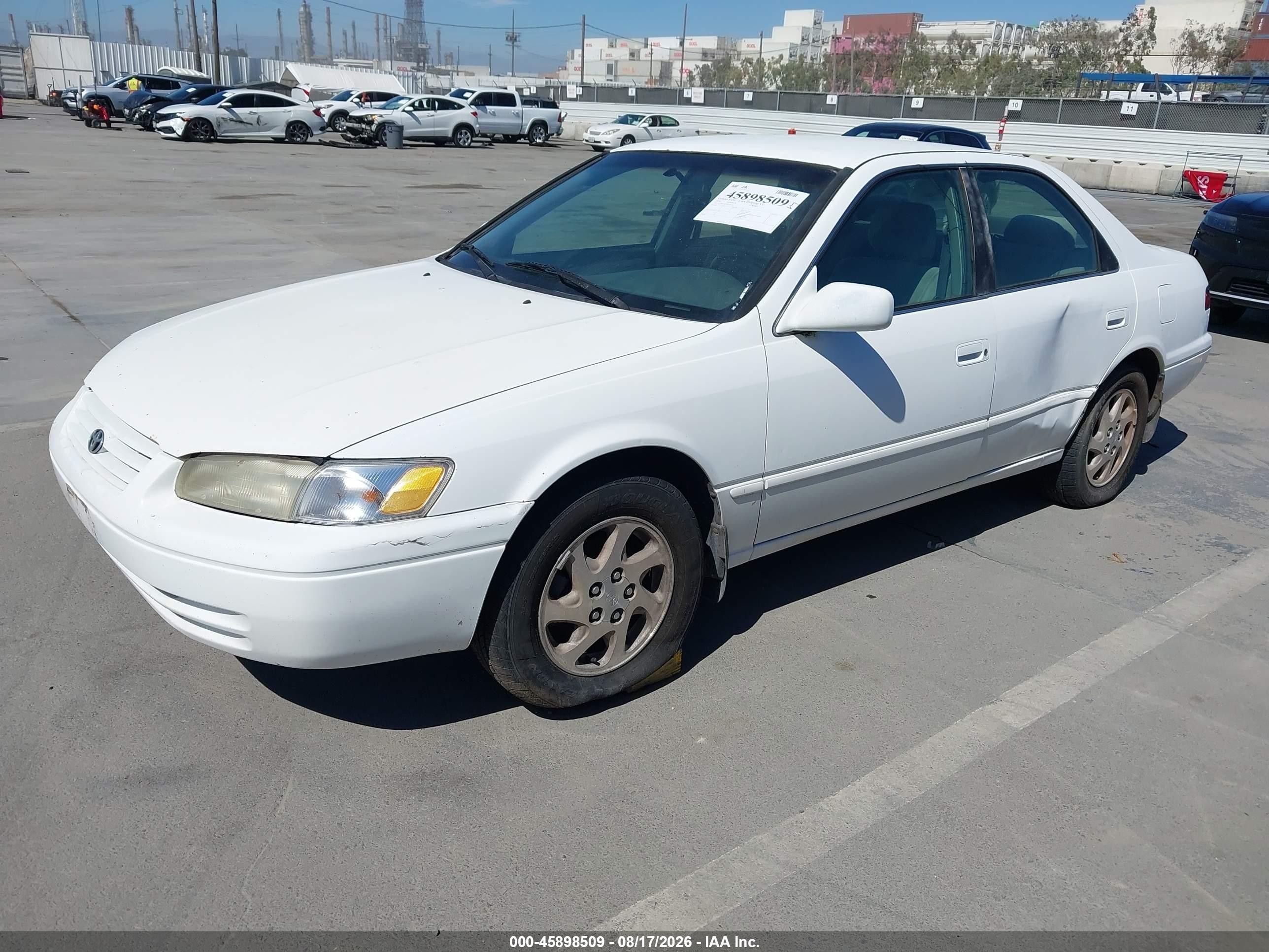 1999 Toyota Camry Le V6 Белый vin: JT2BF22KXX0185131