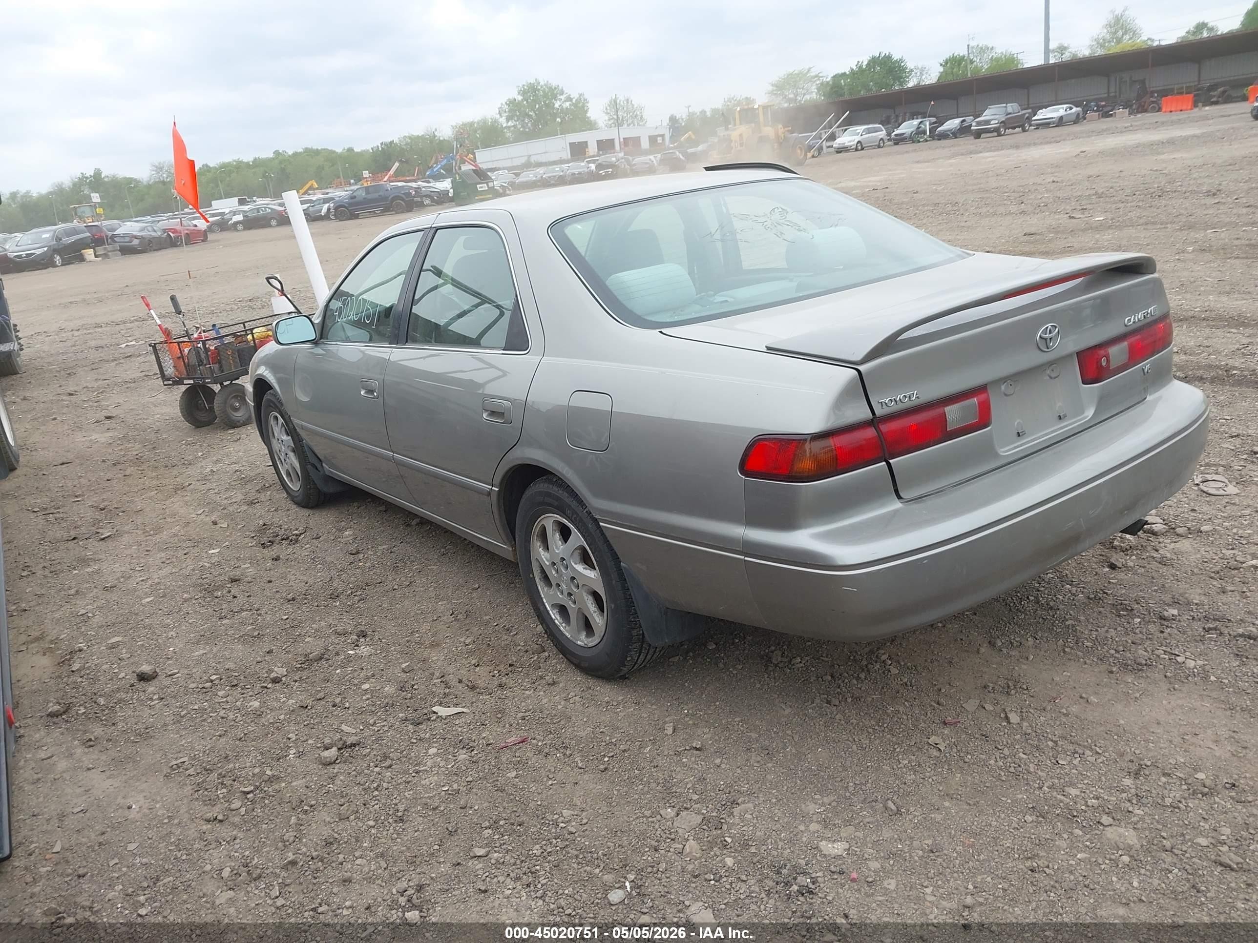 1999 Toyota Camry Le V6 Серый vin: JT2BF22KXX0188921