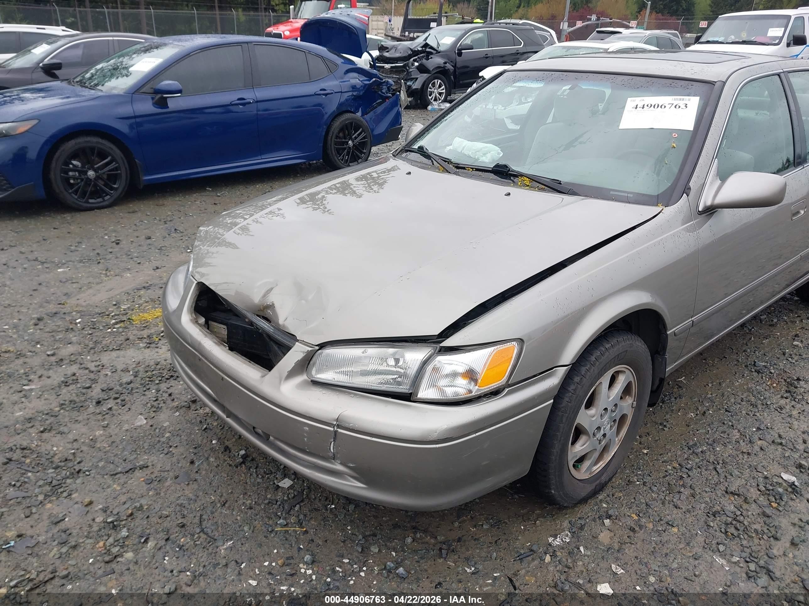 1998 Toyota Camry Le V6 Gray vin: JT2BF28K0W0100609
