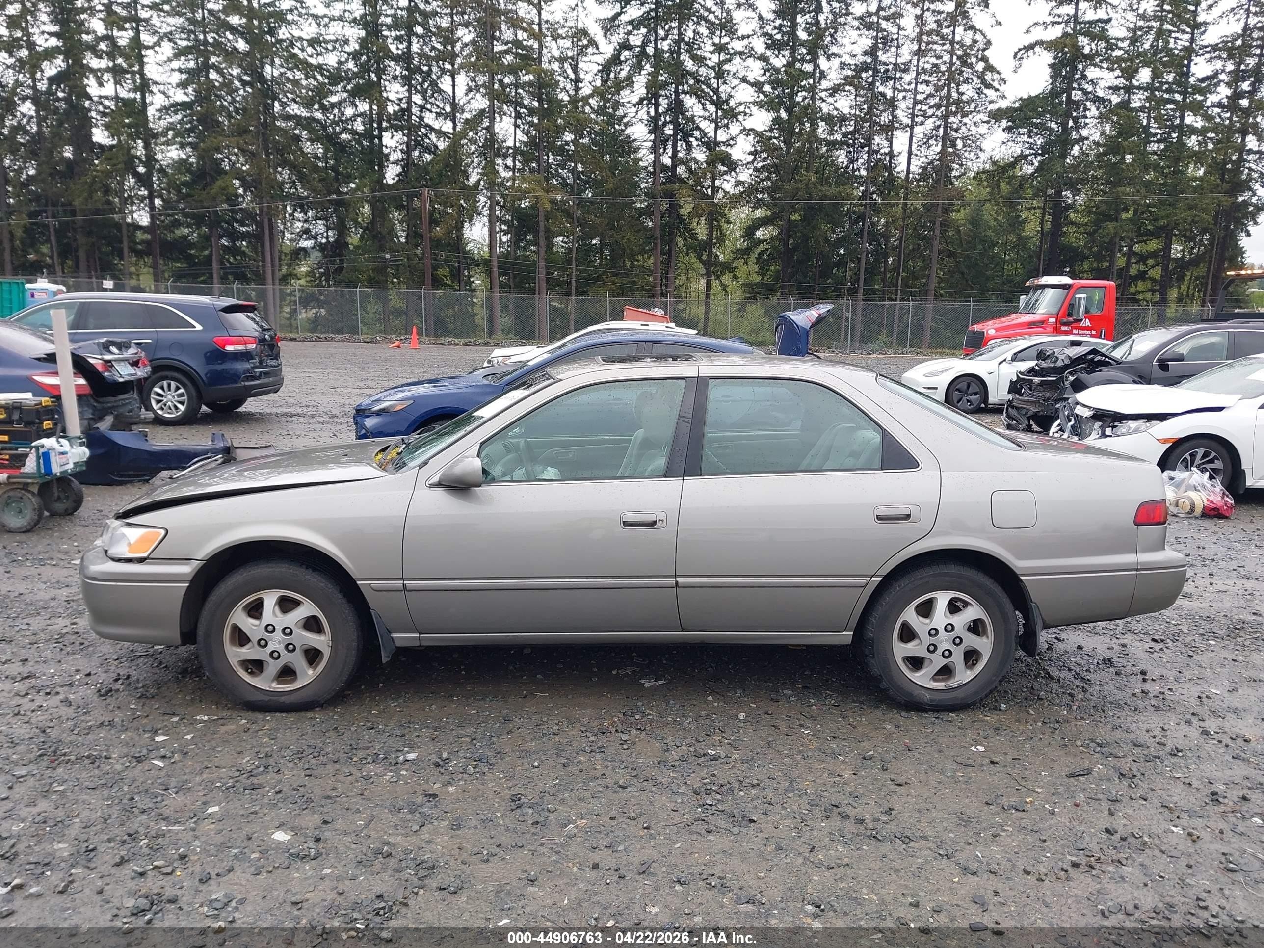 1998 Toyota Camry Le V6 Gray vin: JT2BF28K0W0100609